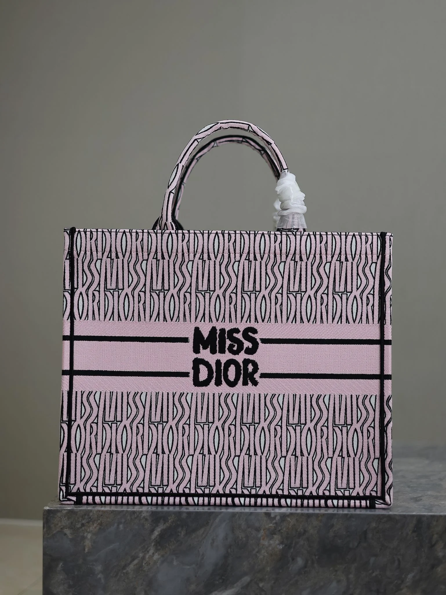 Dior Book Tote 1286 42 x 35 x 18.5 cm - description_image1