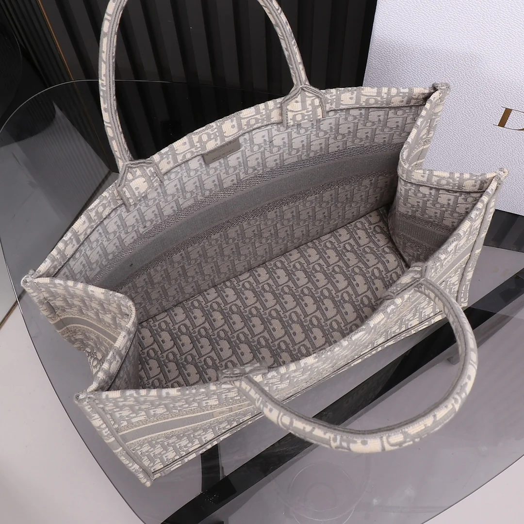Dior Book Tote Large 41.5x35x18 cm - description_image6