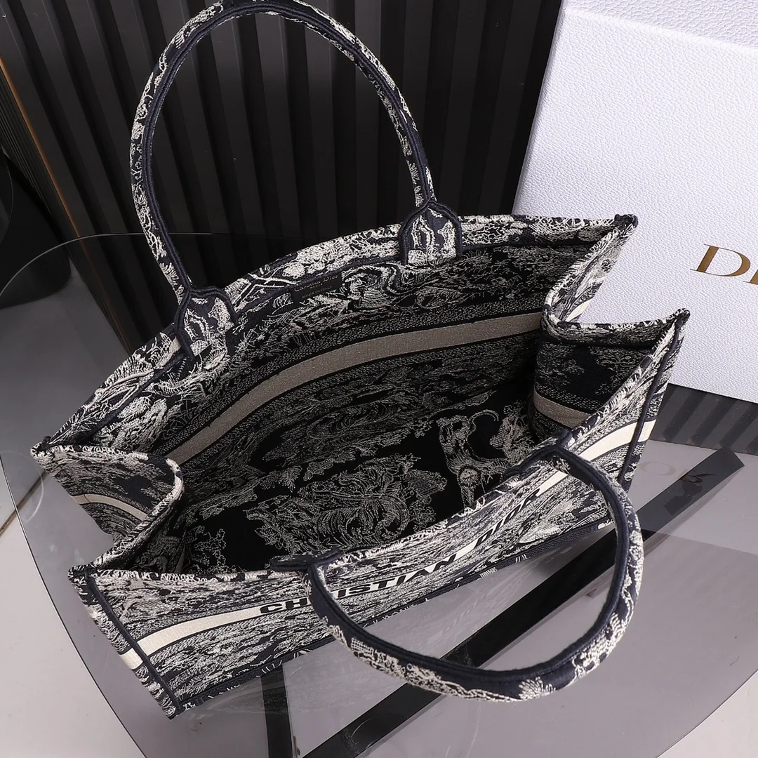 Dior Book Tote Large 41.5x35x18 cm - description_image6