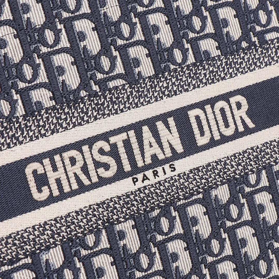 Dior Book Tote Small 26x12x21 cm Dior Book Tote Small 26x12x21 cm - description_image4