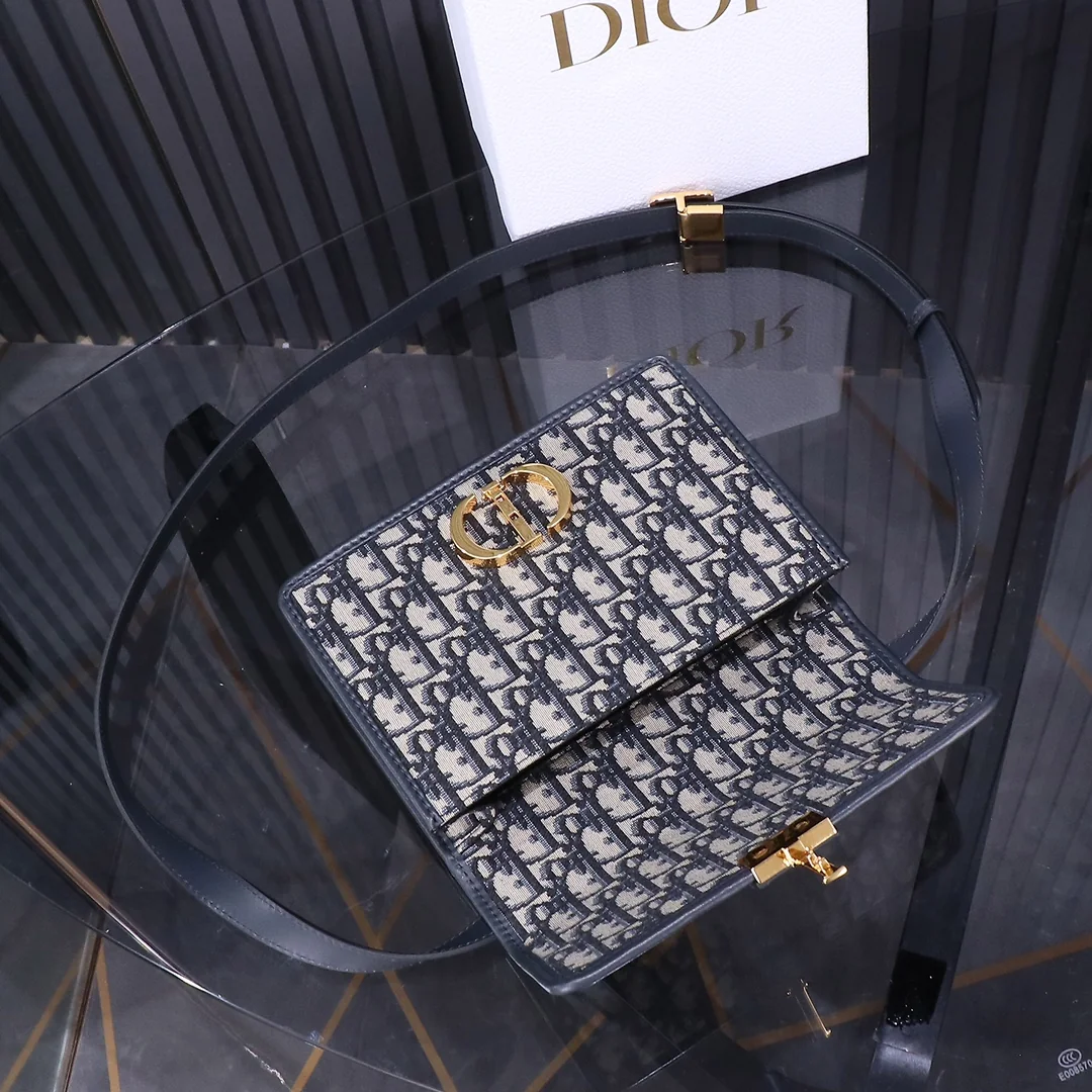 Dior Montaigne 30 Leather Shoulder Strap 21x12x6 cm Dior Montaigne 30 Leather Shoulder Strap 21x12x6 cm - description_image9