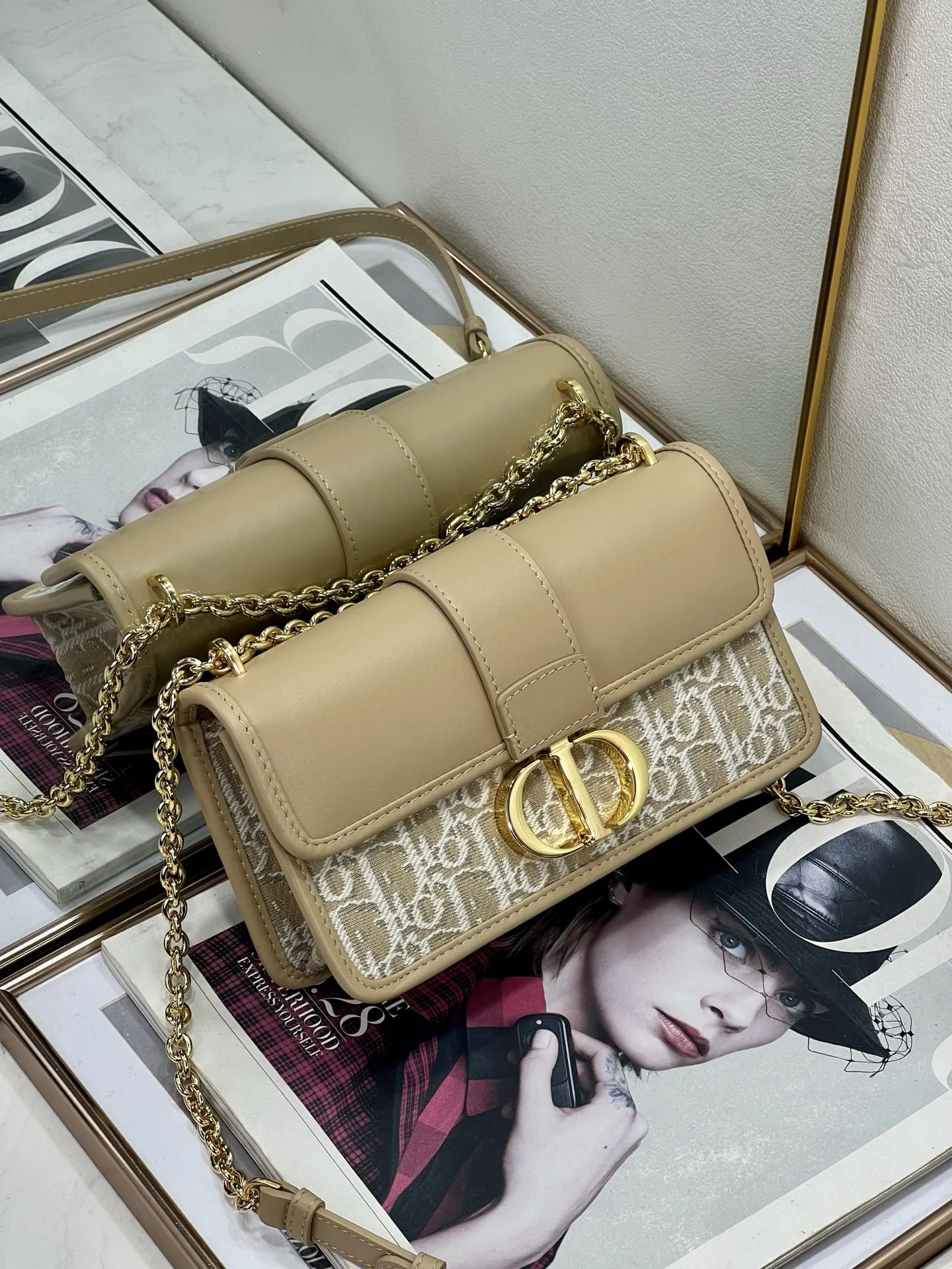 Dior Montaigne Chain Crossbody Bag 21.5 cm - description_image2