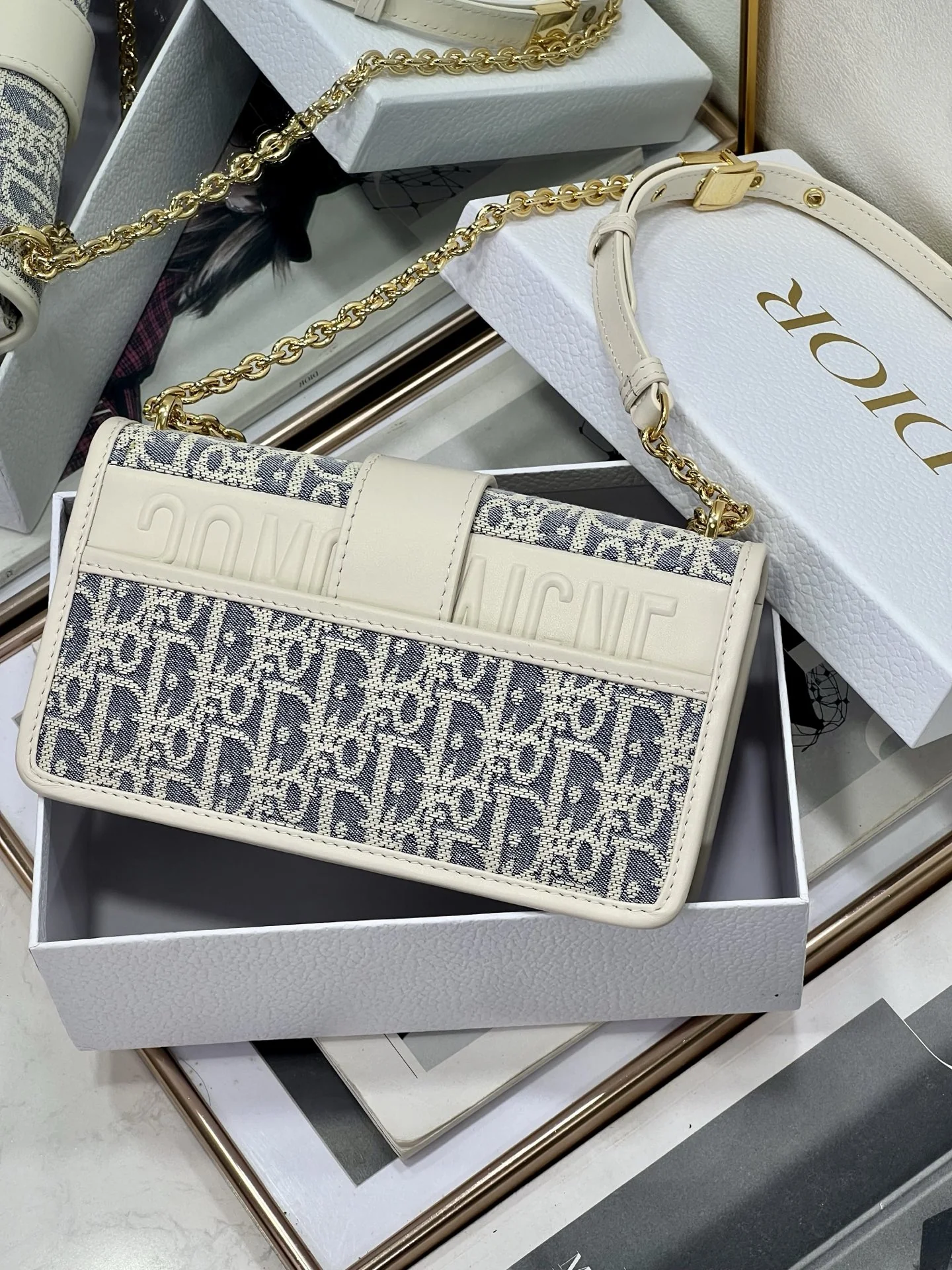 Dior Montaigne 6207 Chain Crossbody Bag 21.5 cm - description_image4