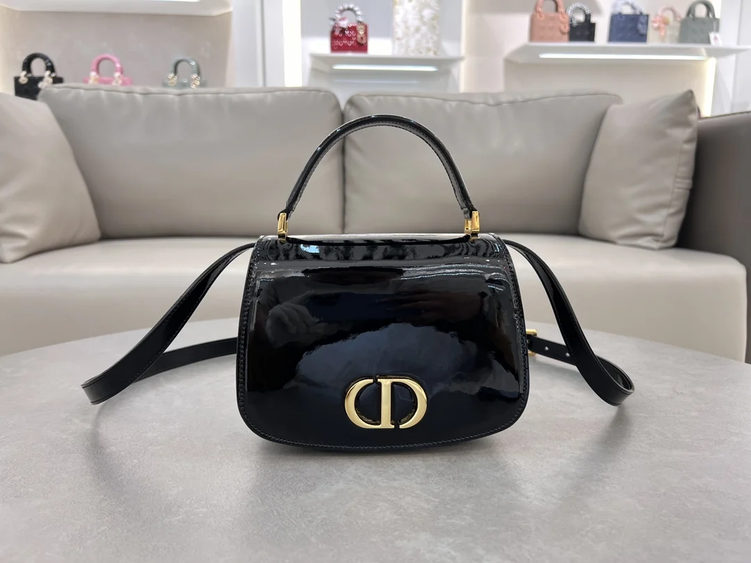 Dior Montaigne Avenue To Handle Medium Handbag 19x12x6 cm - description_image1