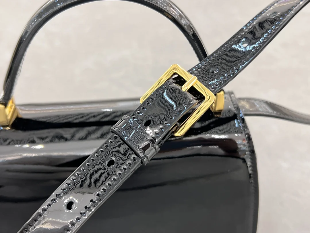 Dior Montaigne Avenue To Handle Medium Handbag 19x12x6 cm - description_image7