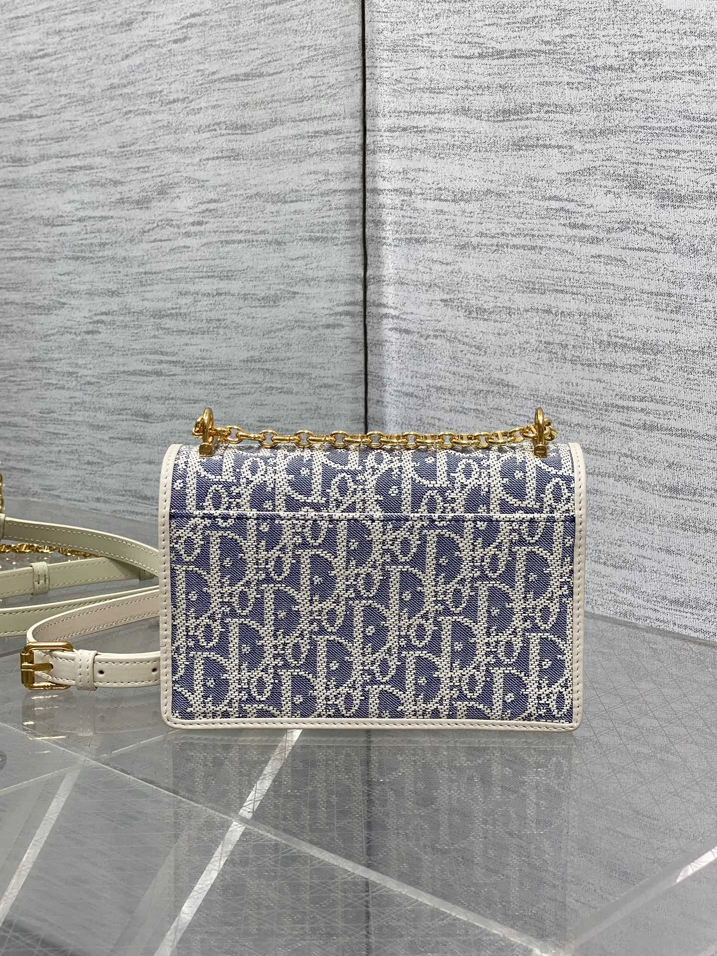 Dior Caro Miss Montaigne WOC Chain Shoulder Bag 18x12x5.5cm - description_image4