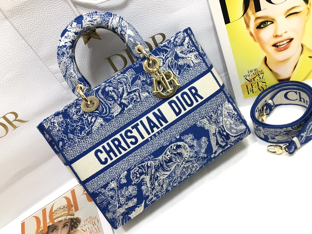 Dior Lady D-Lite large shoulder bag M0566 32 x 25 x 11 cm - description_image1