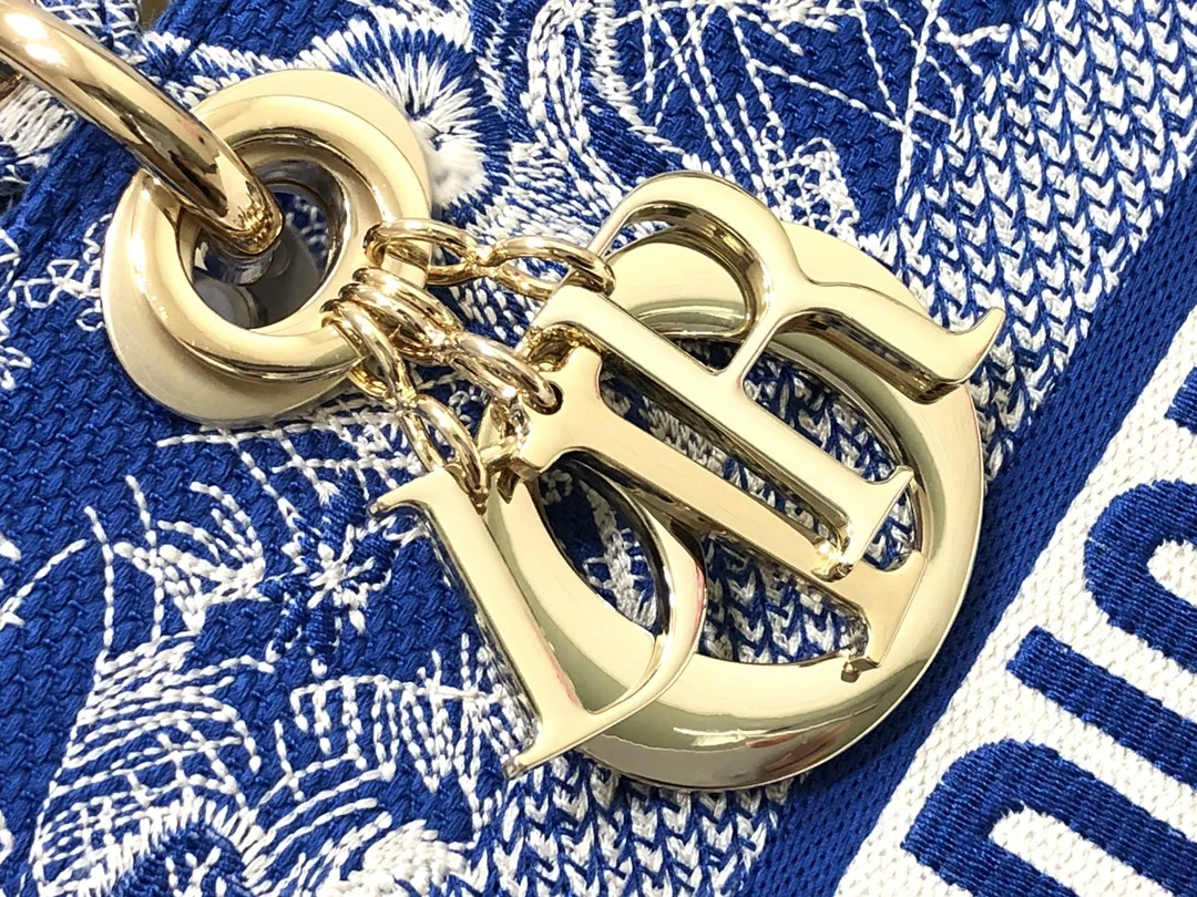 Dior Lady D-Lite large shoulder bag M0566 32 x 25 x 11 cm - description_image6