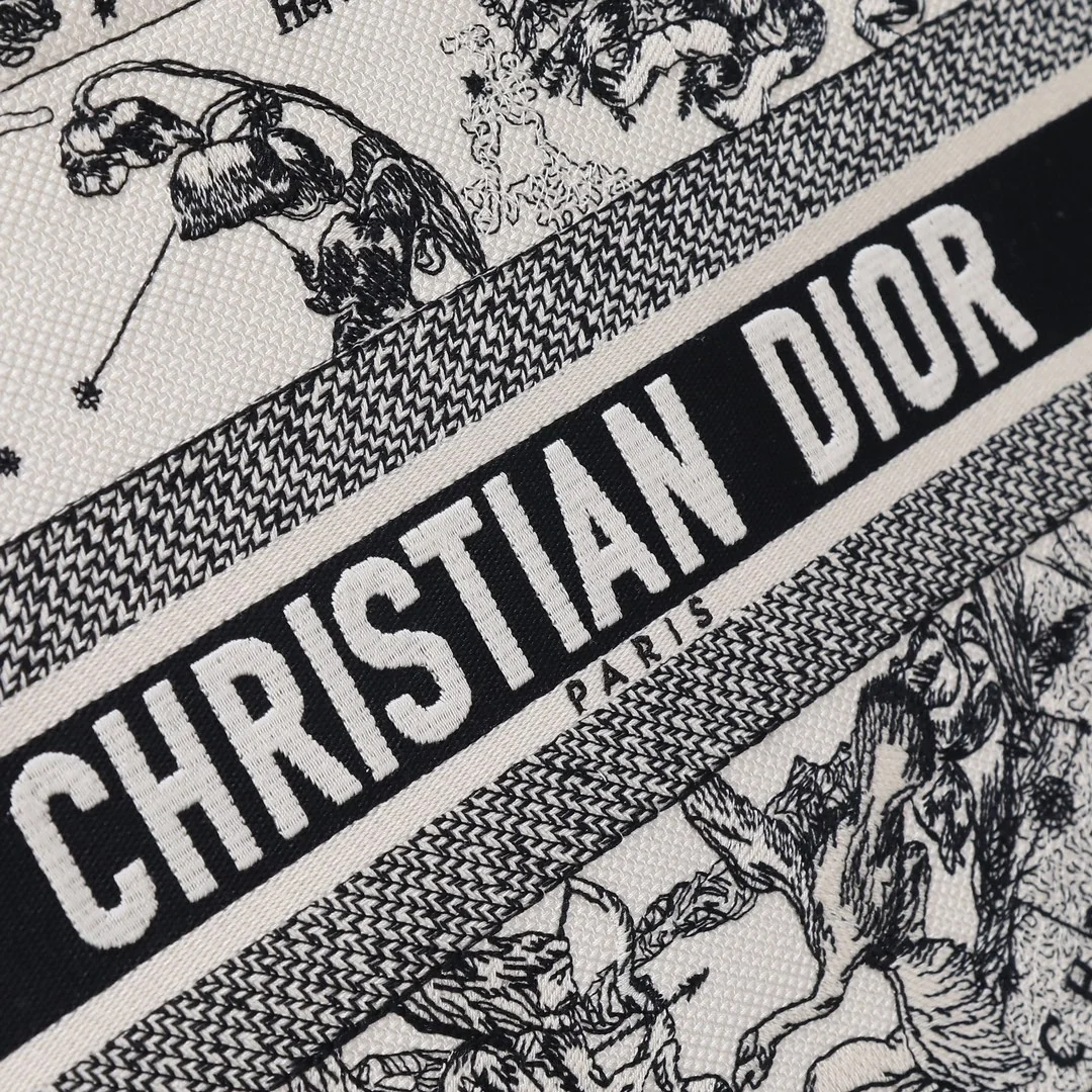 Dior Book Tote 36x16x27 cm - description_image4