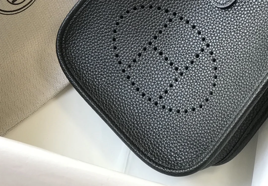 Hermès Mini Evelyne 18cm - description_image5