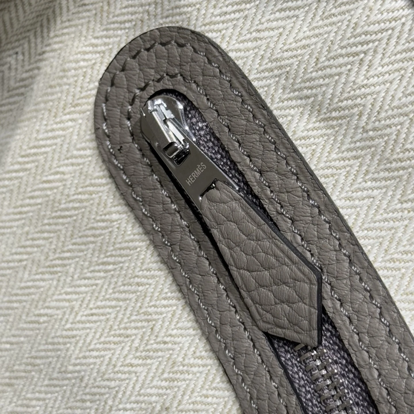 Hermès Garden Party Mini Leather Bag 23cm - description_image7