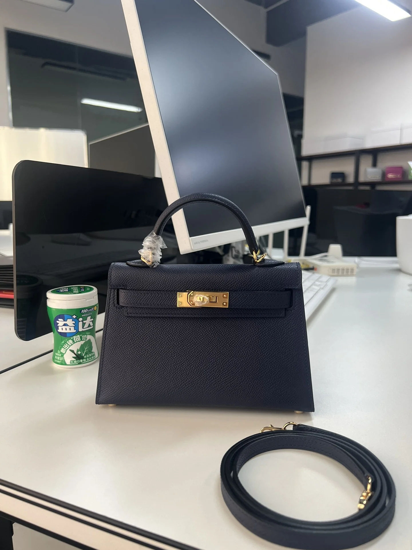 Hermès Mini Kelly 2nd Generation Epsom Leather 19cm - description_image1