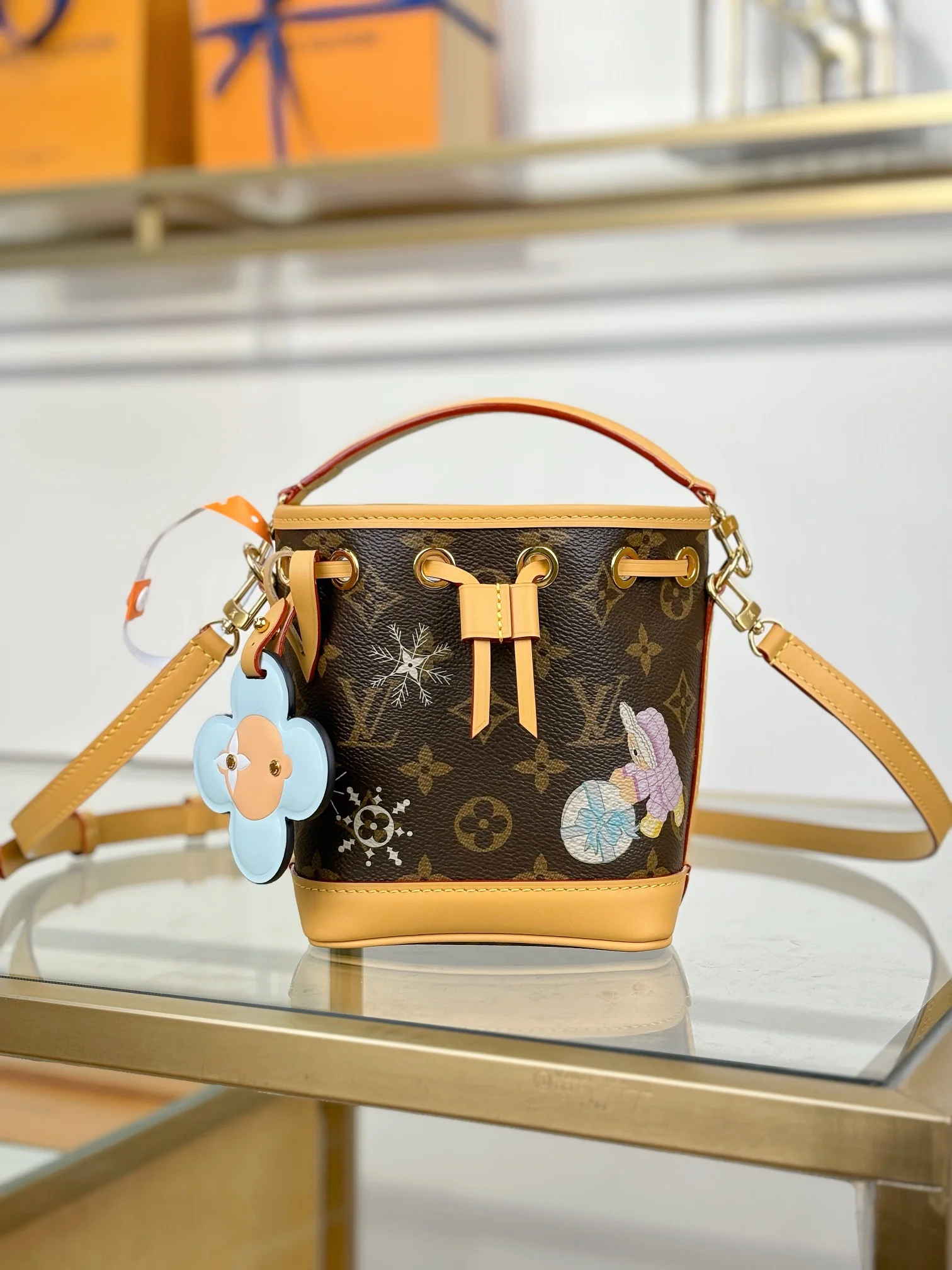 Louisvuitton Nano Noé Handbag M12221 16x13x10 cm - description_image1