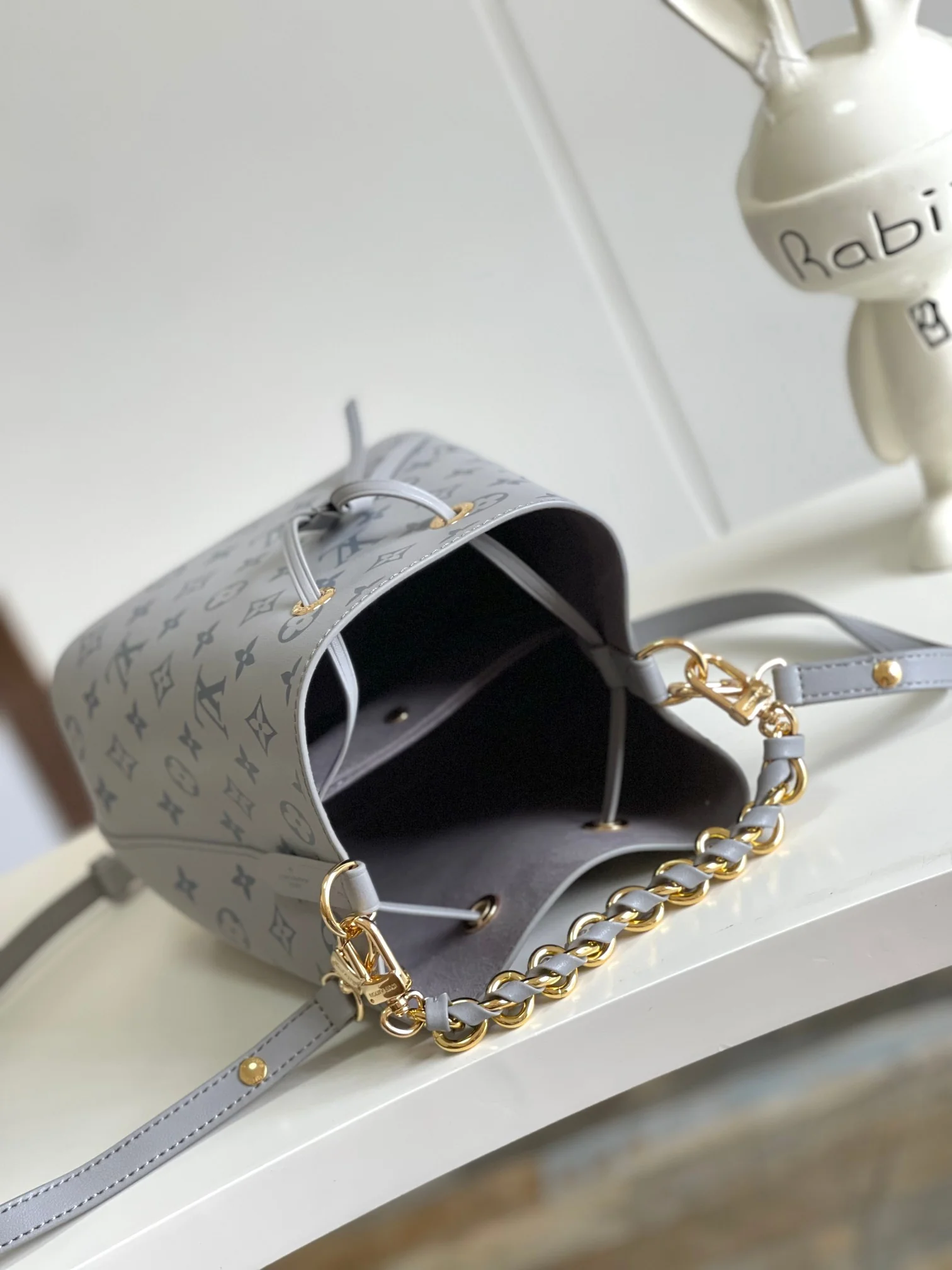 Louisvuitton Neonoe BB M12749 20x20x13 cm - description_image9