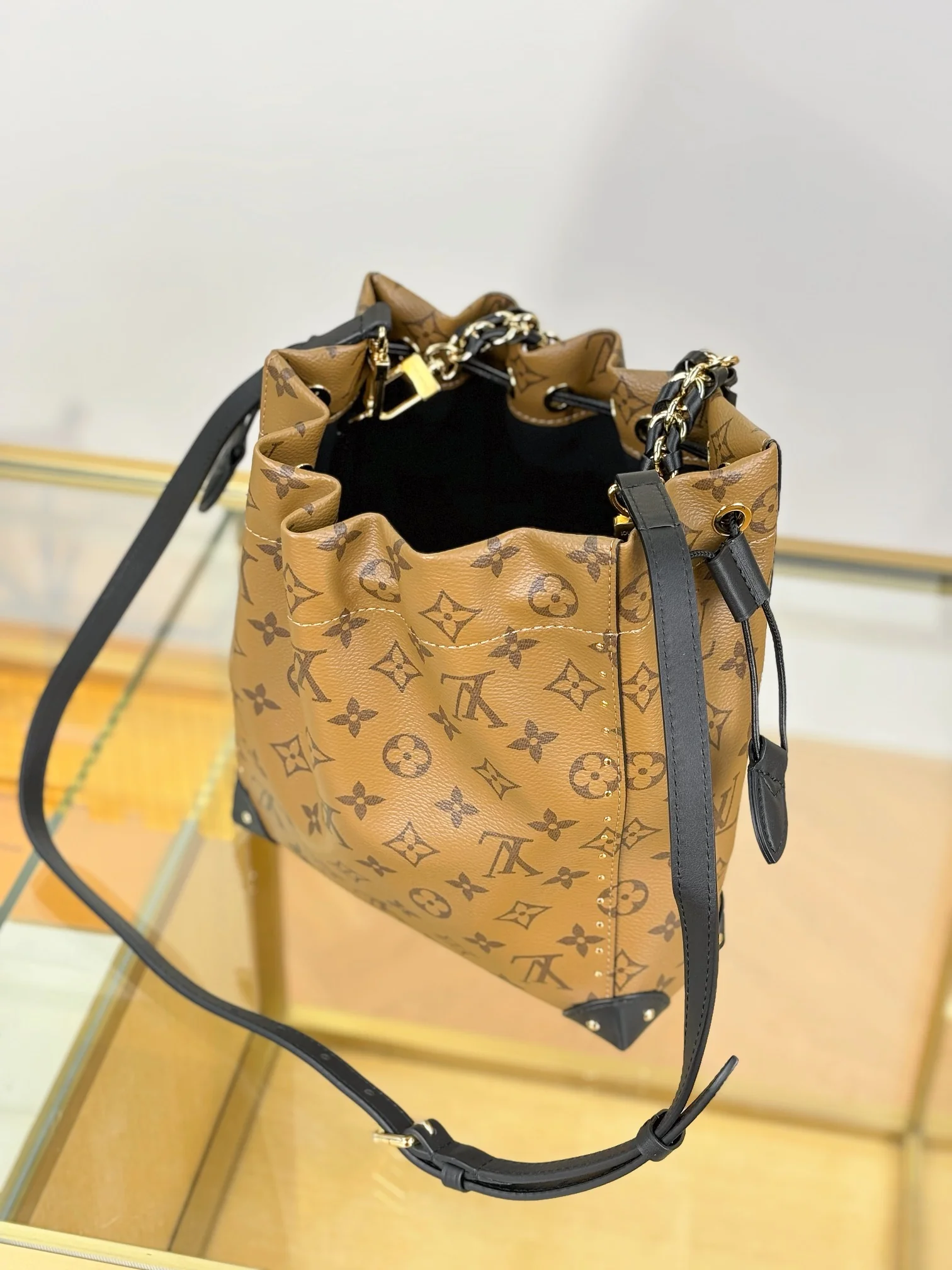 Louisvuitton Noe M13324 27x23x8 cm - description_image4
