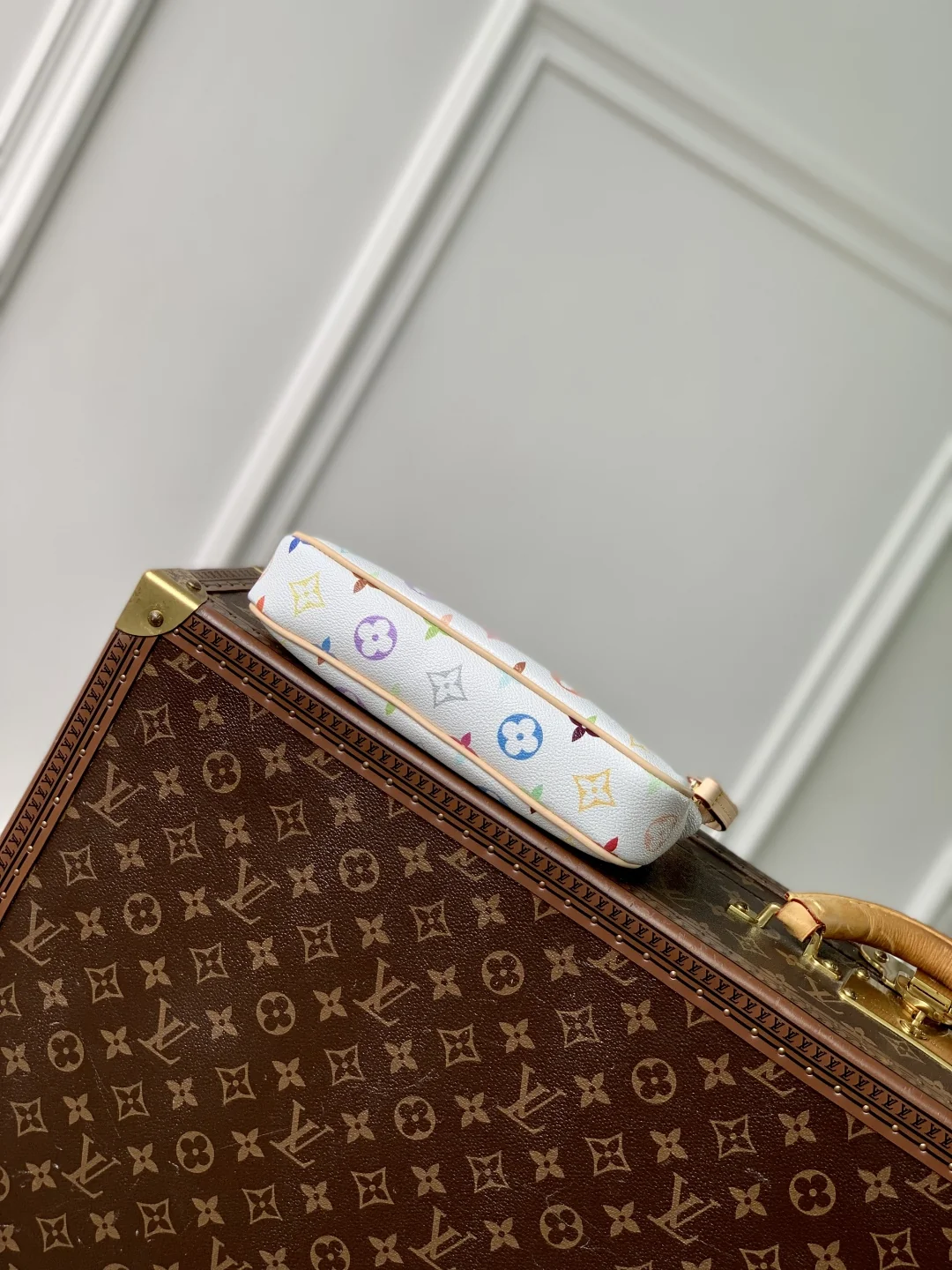 Louisvuitton Pochette Accessoires M13404 13 x 4 x 22 cm Louisvuitton Pochette Accessoires M13404 13 x 4 x 22 cm - description_image4