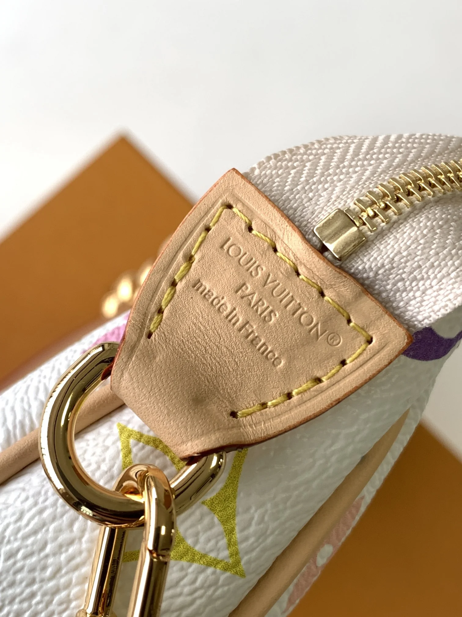 Louisvuitton Pochette Accessoires M13404 13 x 4 x 22 cm - description_image8