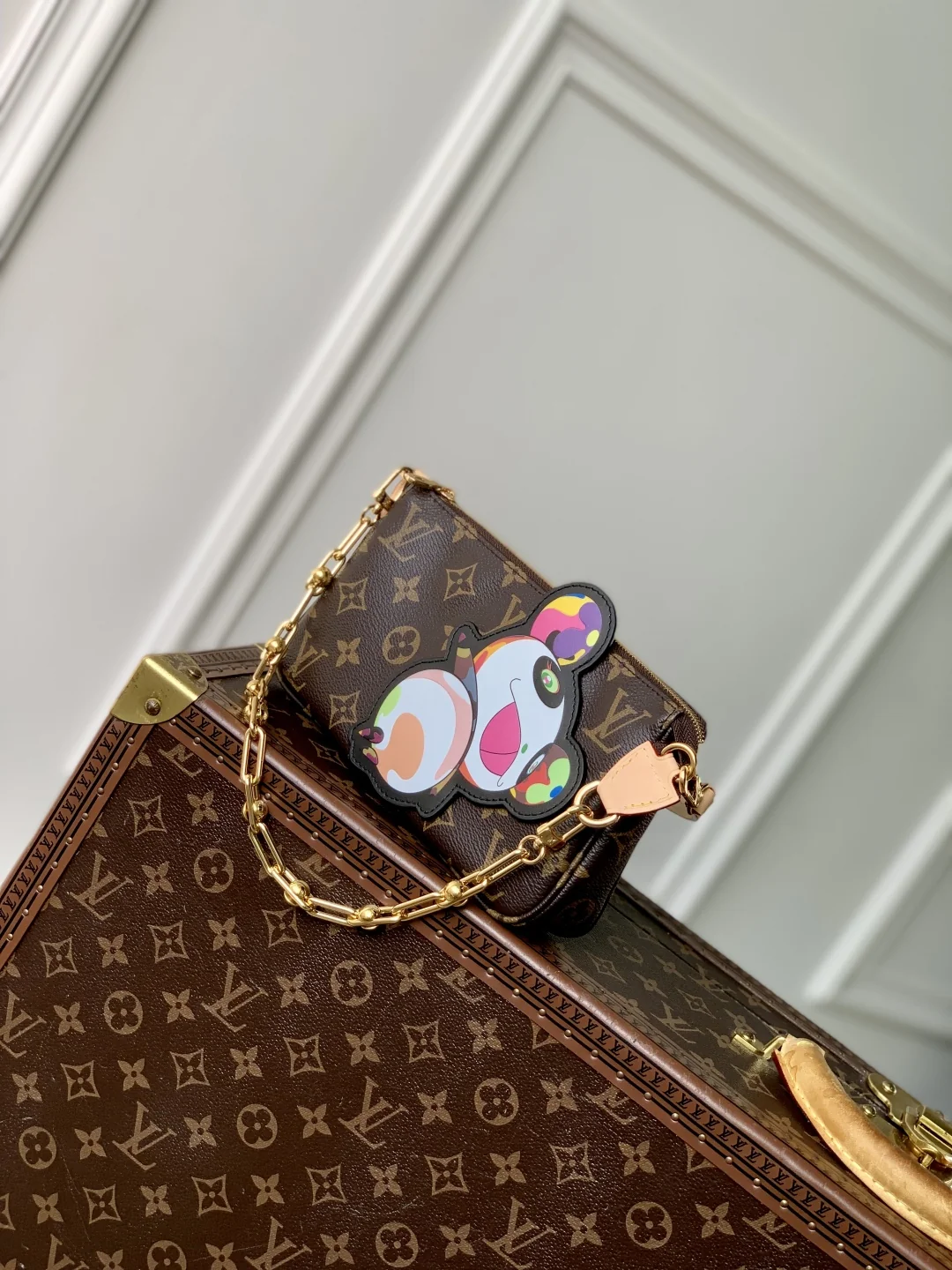 Louisvuitton Pochette Accessoires M13440 13 x 4 x 22 cm Louisvuitton Pochette Accessoires M13440 13 x 4 x 22 cm - description_image2