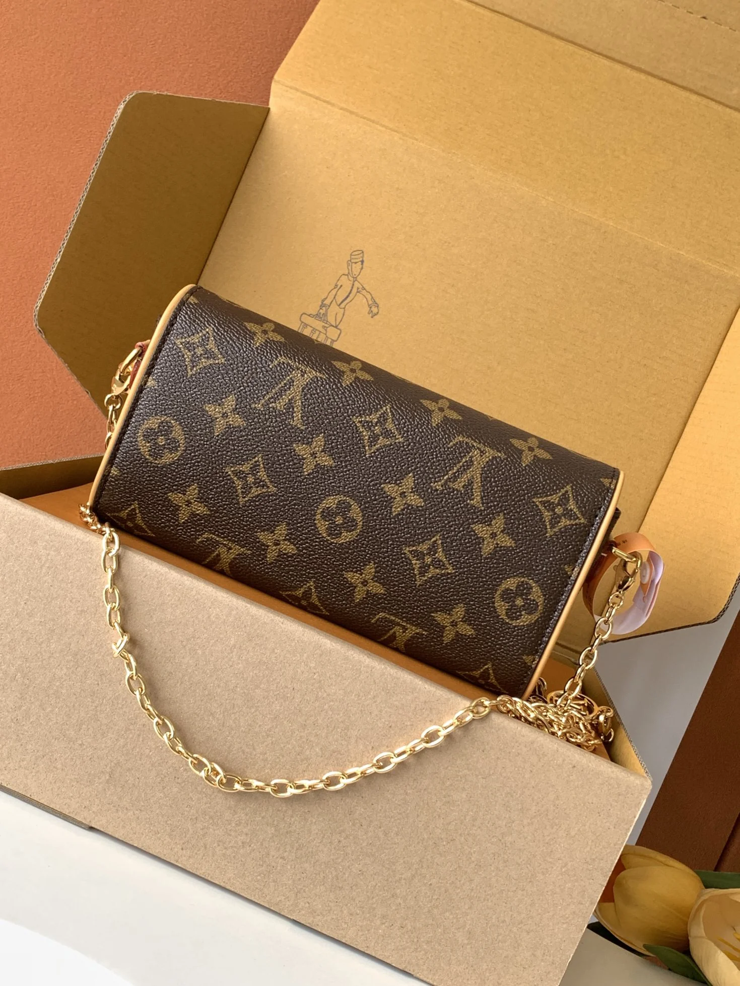 Louisvuitton Pochette Camille M13566 20.5x11x6 cm - description_image3