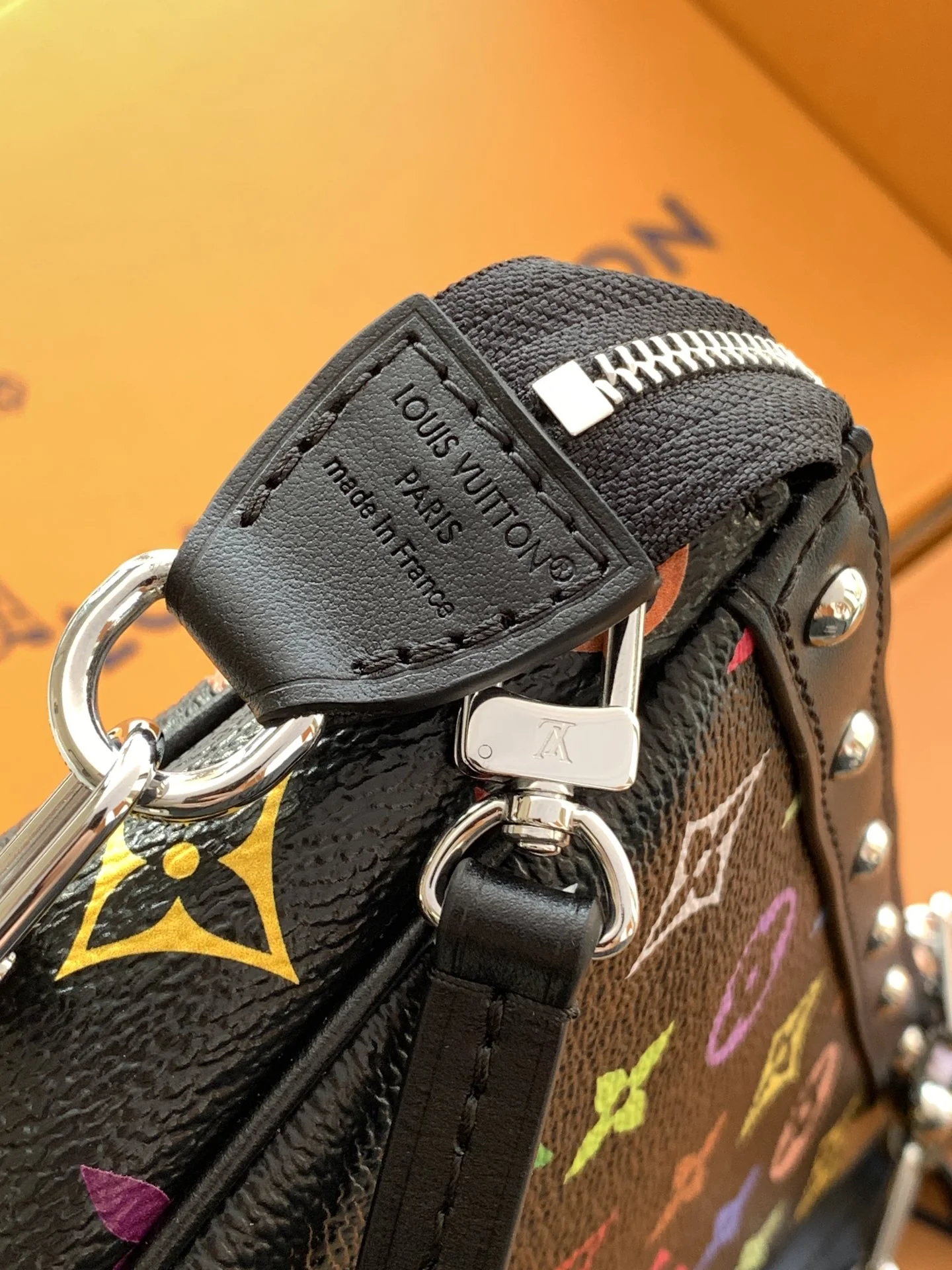 Louisvuitton Pochette Accessoires M13663 22 x 13 x 4 cm - description_image8