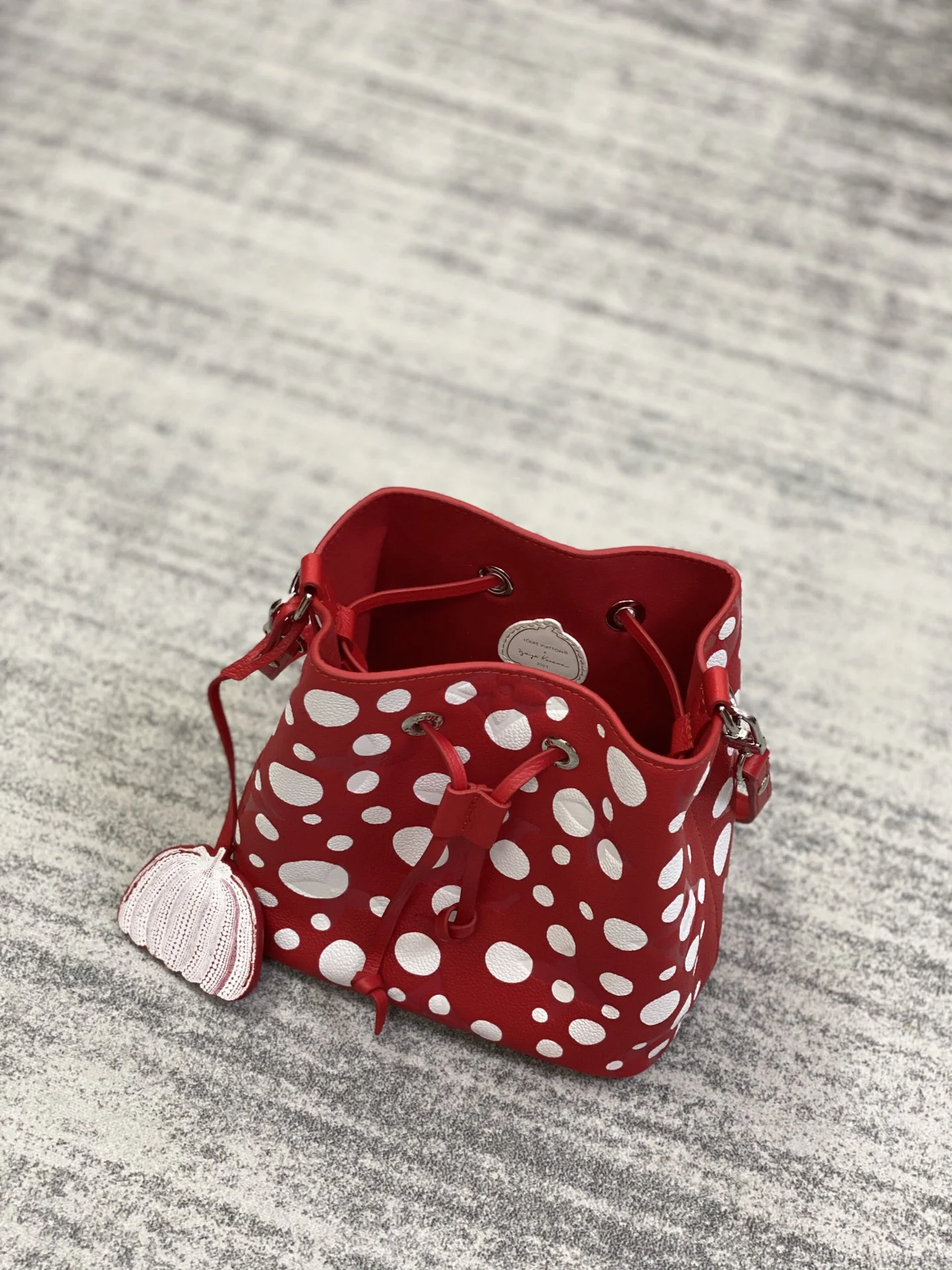 Louisvuitton NéoNoé BB Bucket Bag M21730 20x20x13 cm - description_image8