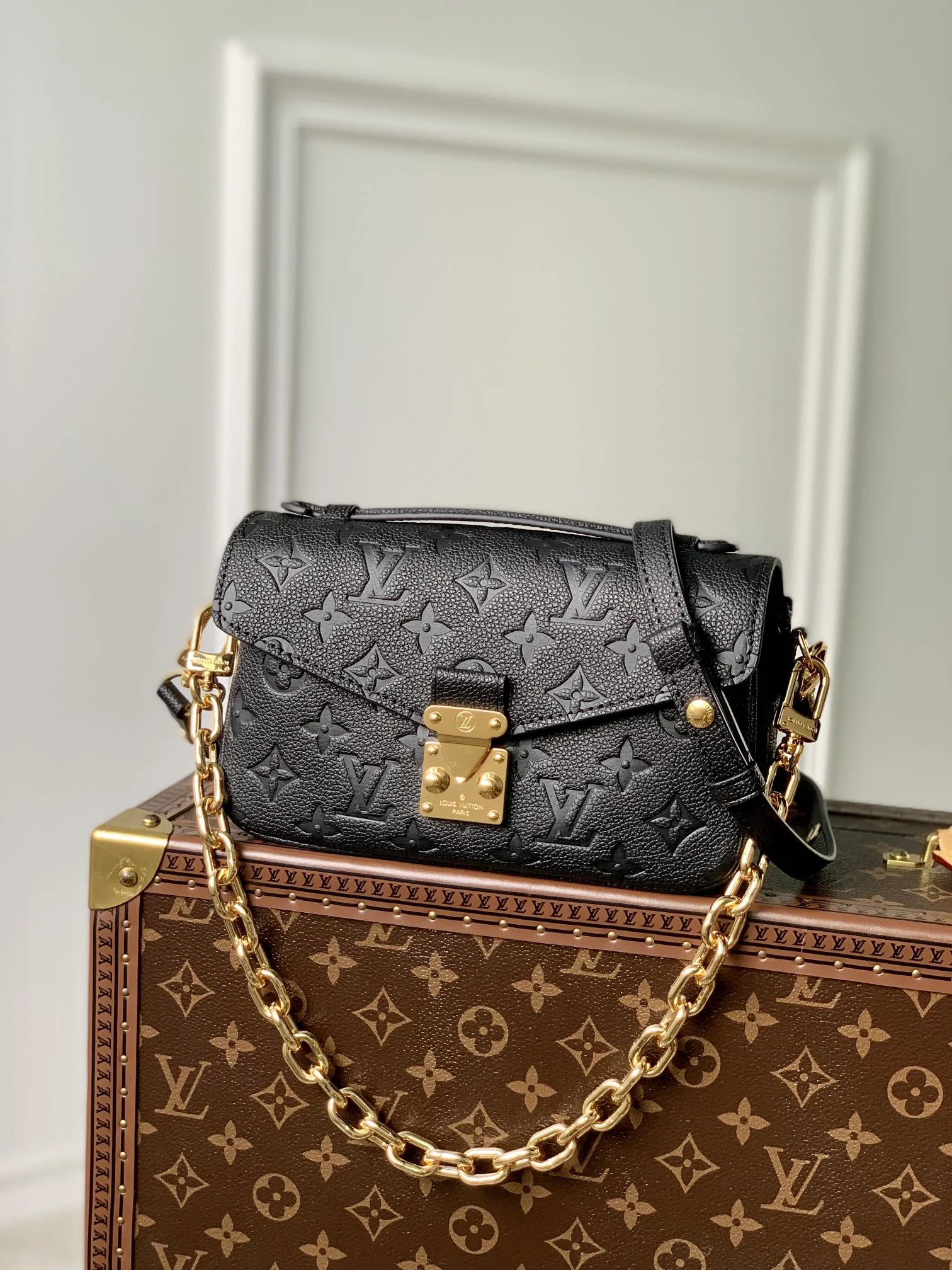 Louisvuitton Pochette Metis M22942 21.5x13.5x6 cm - description_image2