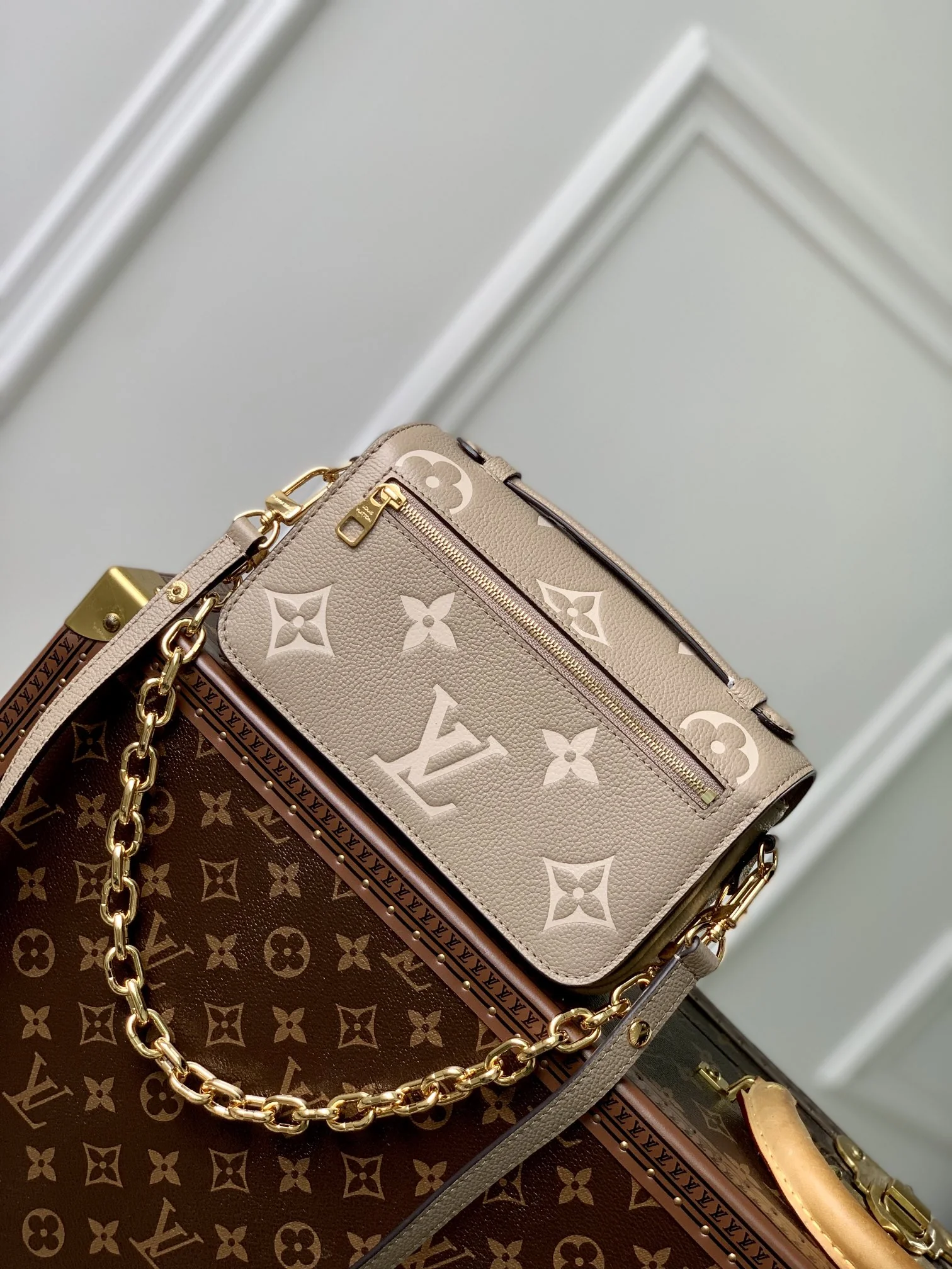 Louisvuitton Pochette Metis East West M23081 21.5 x 13.5 x 6.0 cm - description_image3
