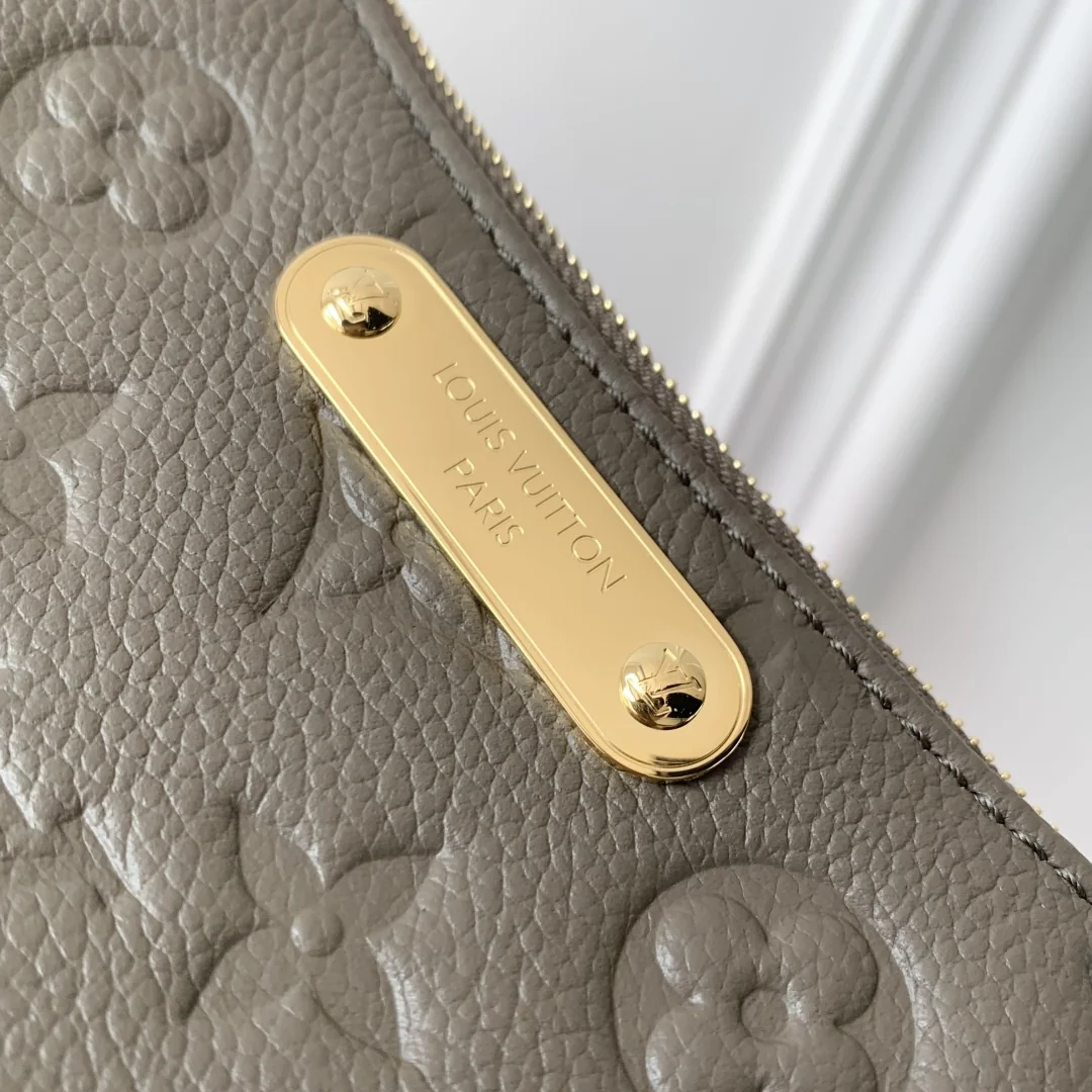 Louisvuitton Pochette Liv M25816 24.5 x 13.5 x 6.5 cm - description_image5