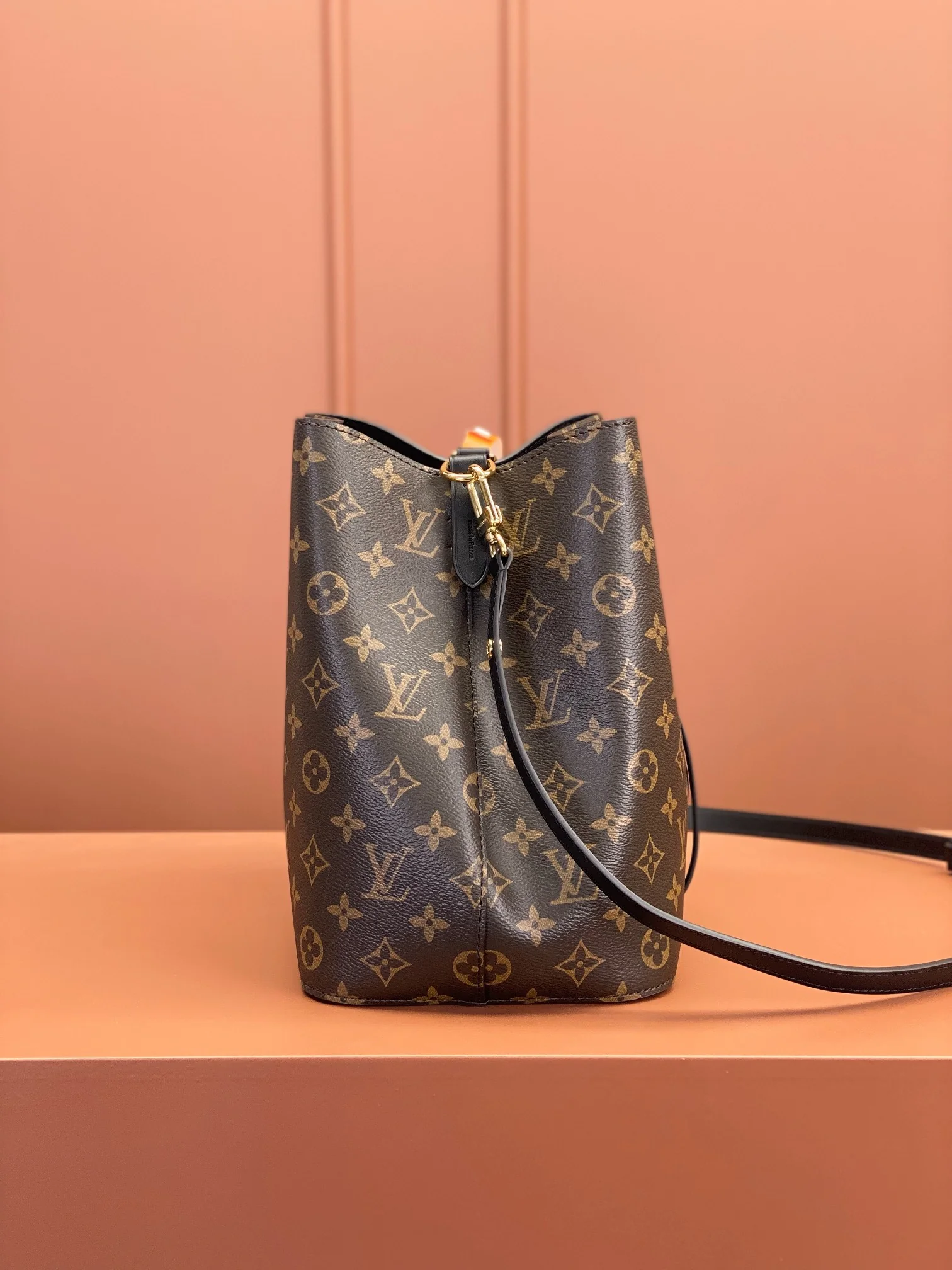 Louisvuitton Noé Medium Handbag M44020 26x26x17.5 cm - description_image7