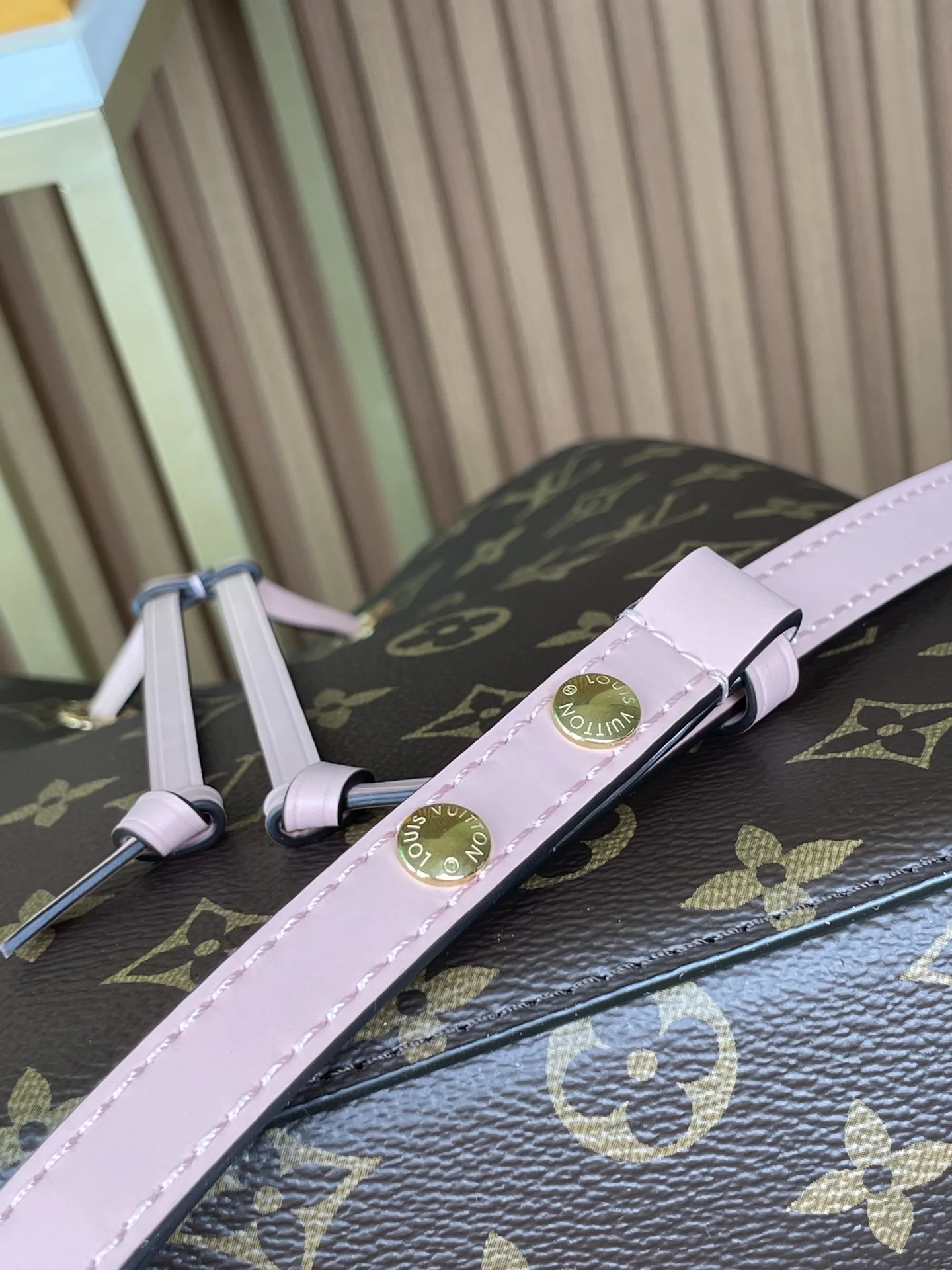 Louisvuitton Noé NEONOE M44022 26x26x17.5 cm Louisvuitton Noé NEONOE M44022 26x26x17.5 cm - description_image7