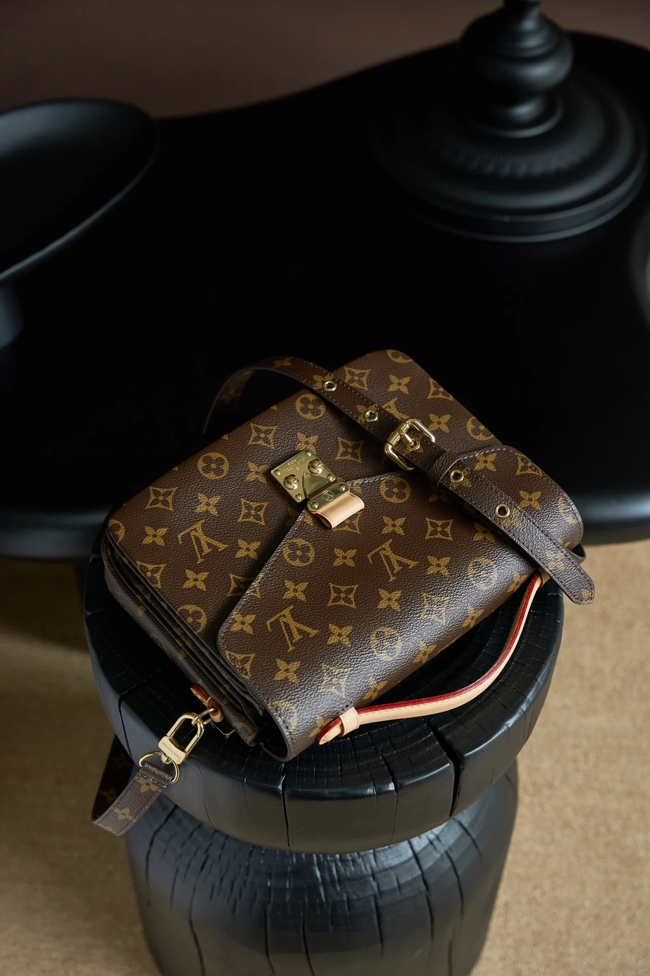 Louisvuitton Pochette Metis M44875 - description_image1