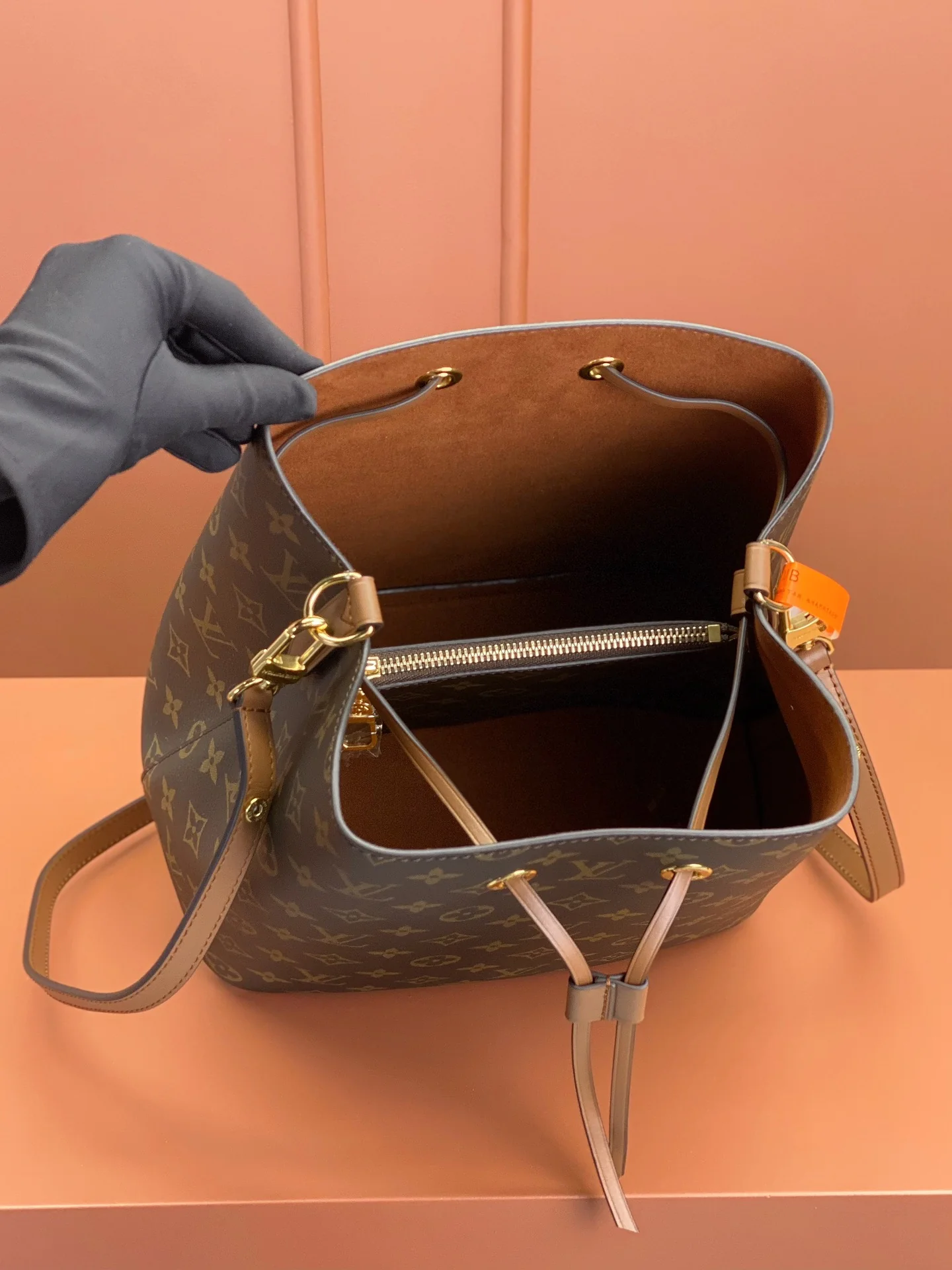 Louisvuitton Noé Medium Handbag M44887 26x26x17.5 cm - description_image5