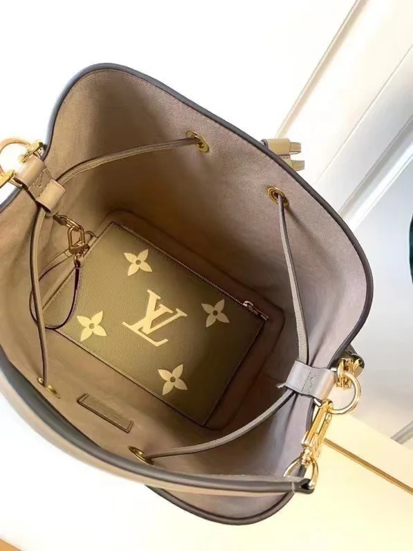 Louisvuitton NeoNoe Medium Bucket Bag M45256 26.0 x 26.0 x 17.5 cm Louisvuitton NeoNoe Medium Bucket Bag M45256 26.0 x 26.0 x 17.5 cm - description_image7