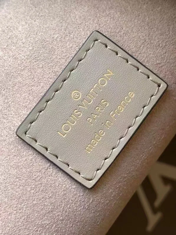 Louisvuitton NeoNoe Medium Bucket Bag M45256 26.0 x 26.0 x 17.5 cm Louisvuitton NeoNoe Medium Bucket Bag M45256 26.0 x 26.0 x 17.5 cm - description_image8