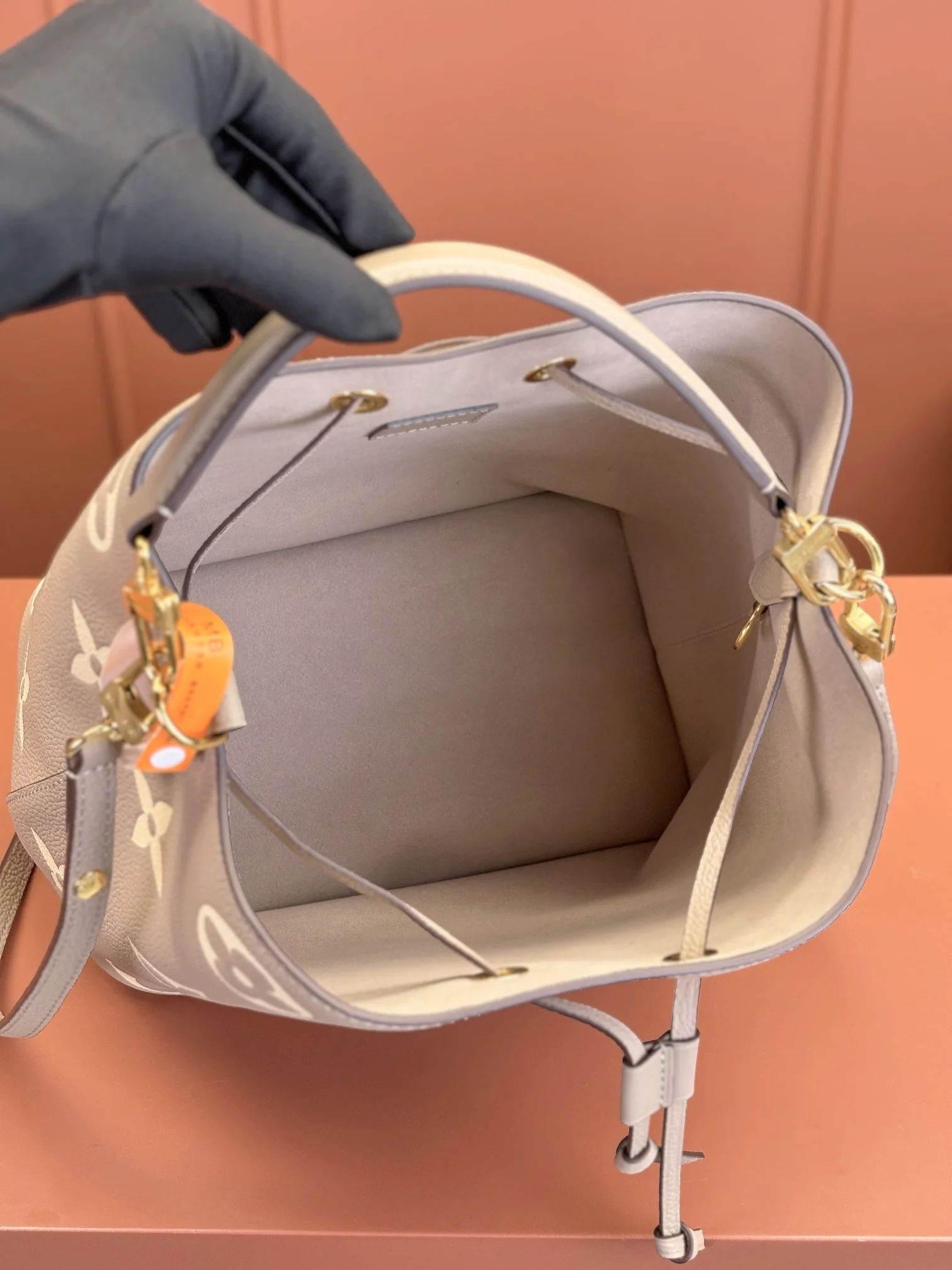 Louisvuitton Noe Medium Handbag M45555 26x26x17.5 cm - description_image5