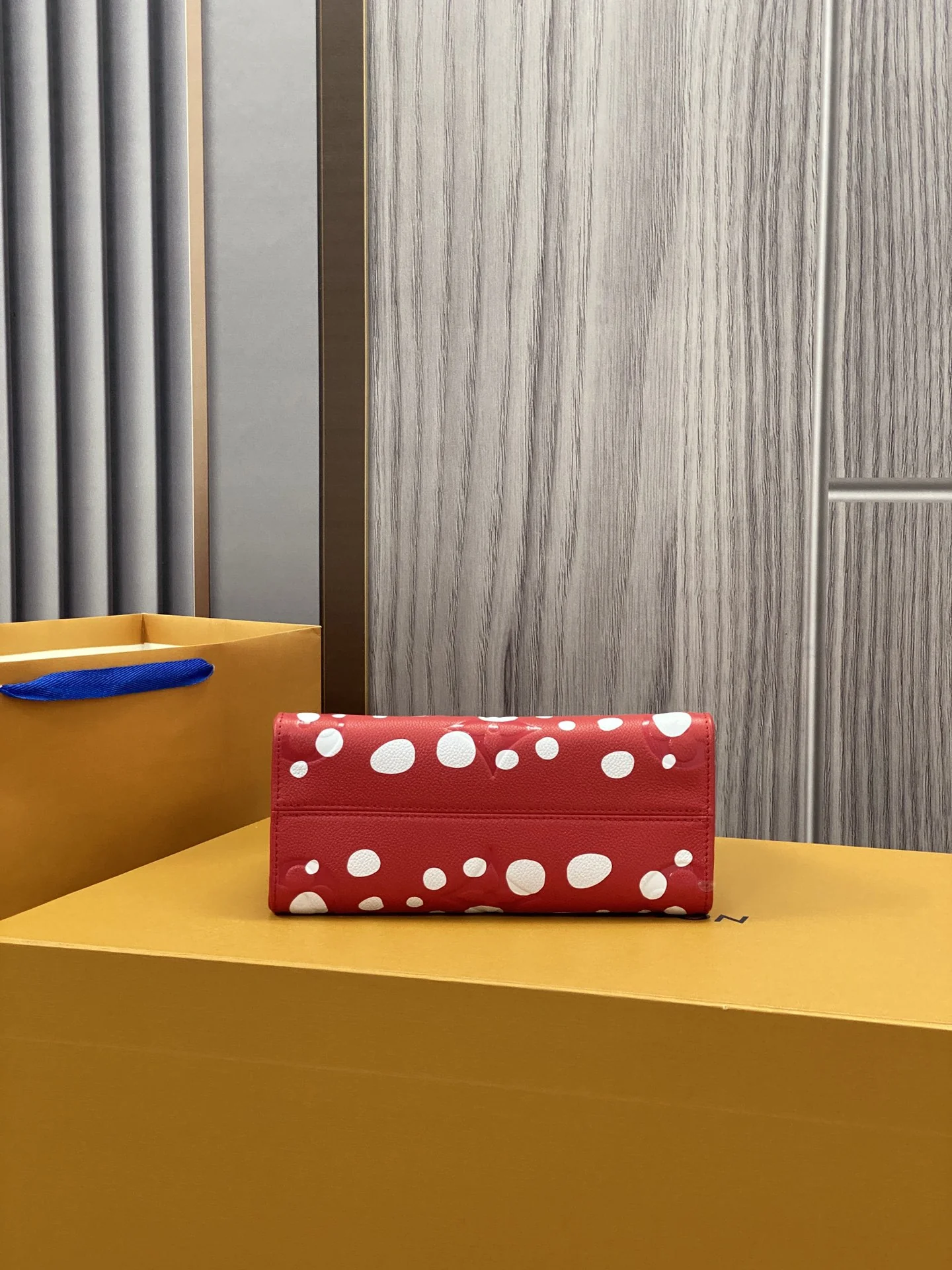 Louisvuitton OnTheGo M45653 25x19x11.5 cm - description_image4