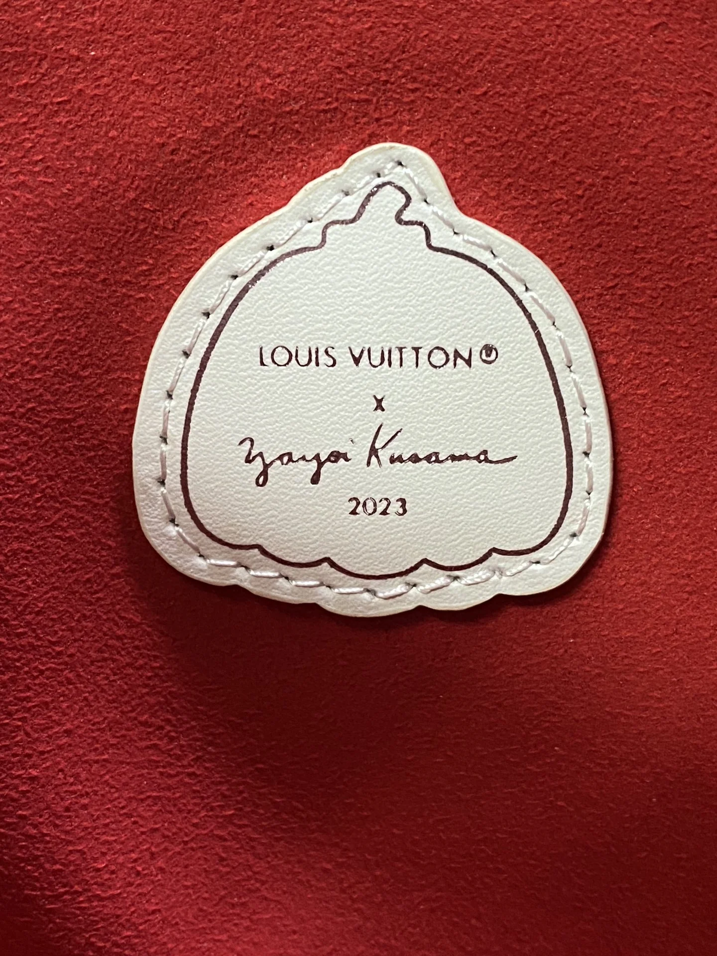 Louisvuitton OnTheGo M45653 25x19x11.5 cm - description_image9