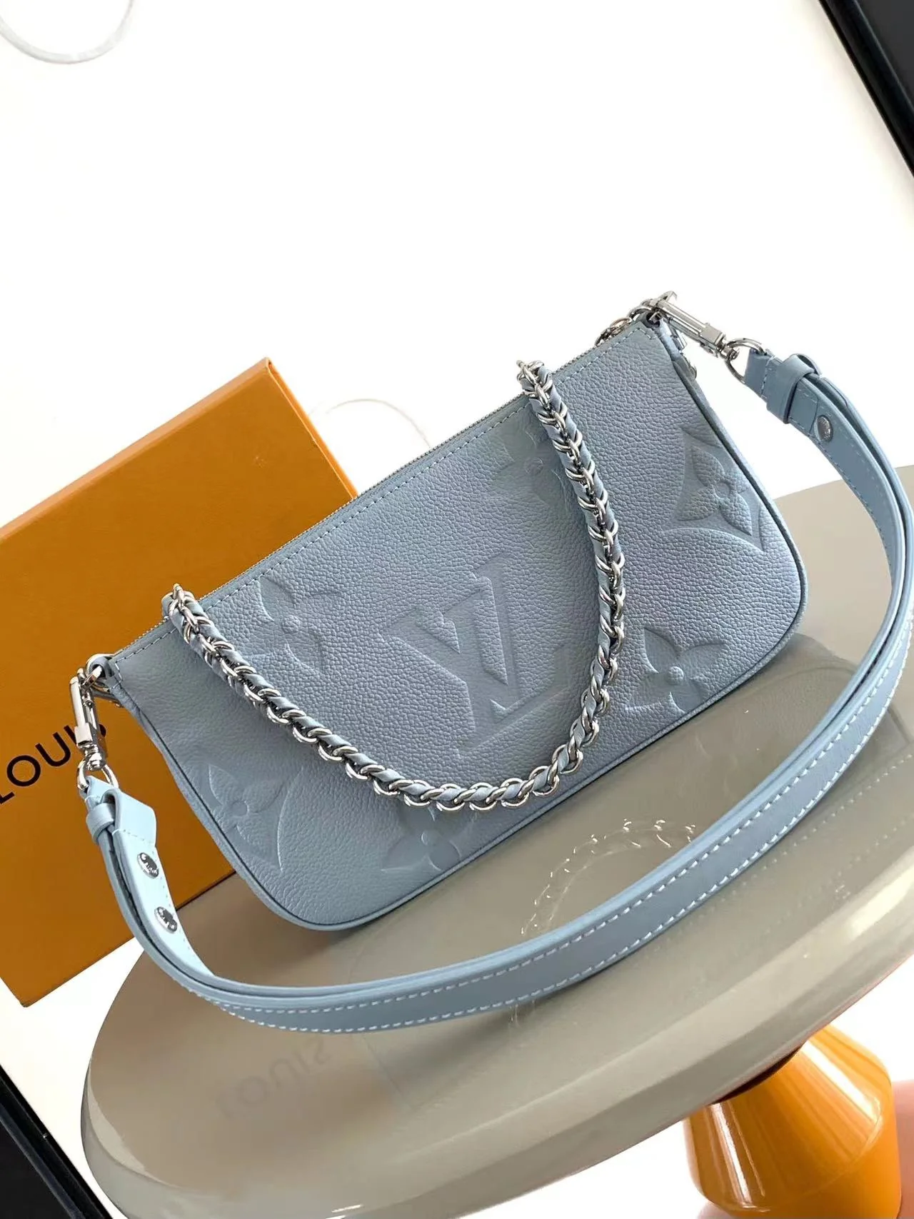 Louisvuitton Multi Pochette Accessories M45777 M80399 24 x 13.5 x 4 cm Louisvuitton Multi Pochette Accessories M45777 M80399 24 x 13.5 x 4 cm - description_image3