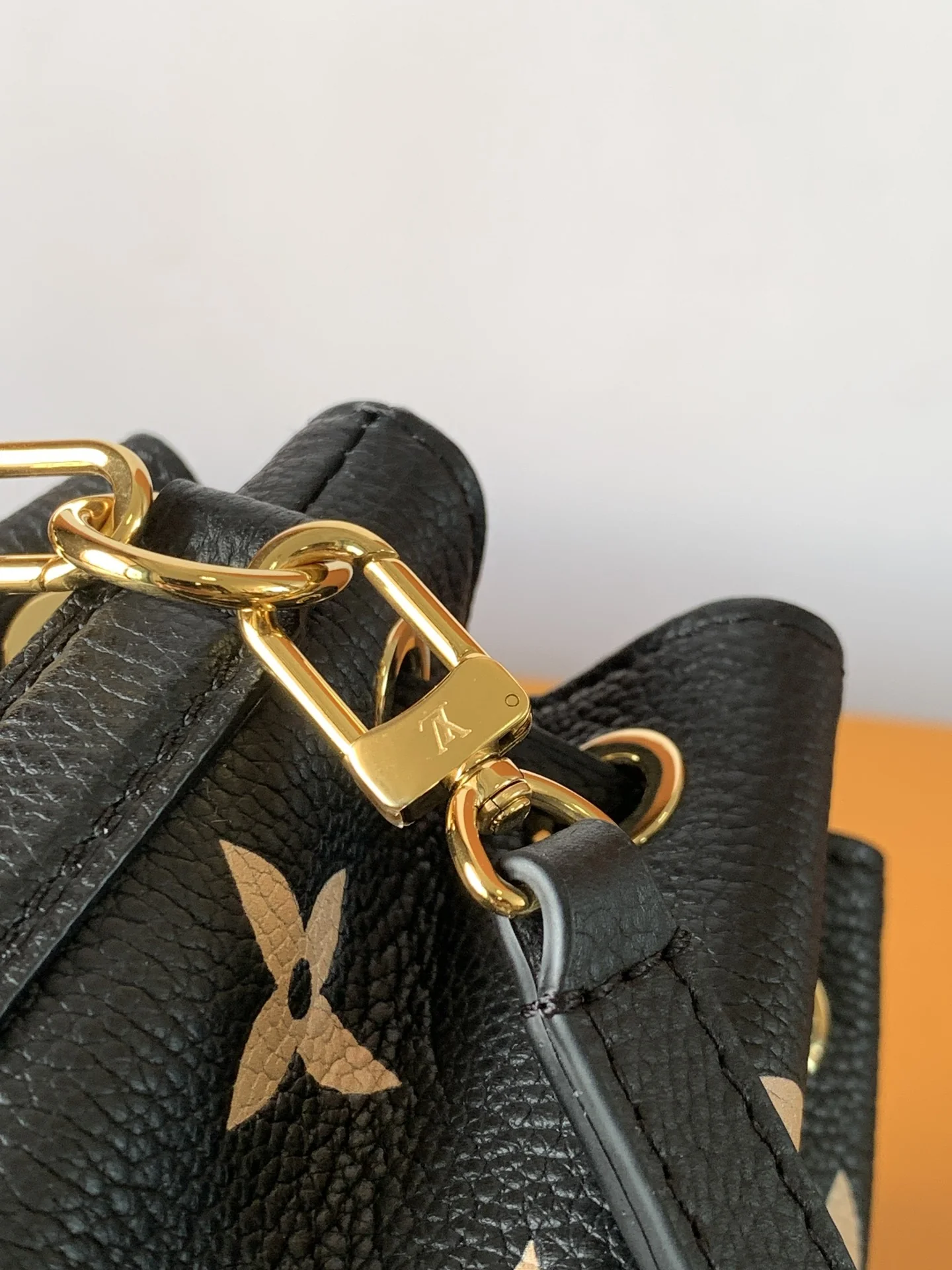 Louisvuitton Nano Noe Handbag M46291 13.0 x 16.0 x 10.0 cm - description_image8