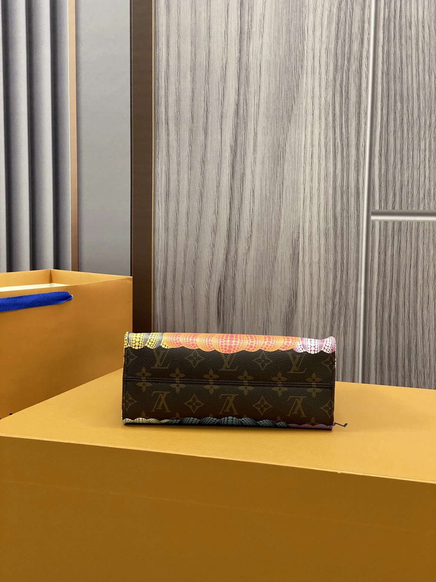 Louisvuitton OnTheGo M46467 25x19x11.5 cm - description_image4