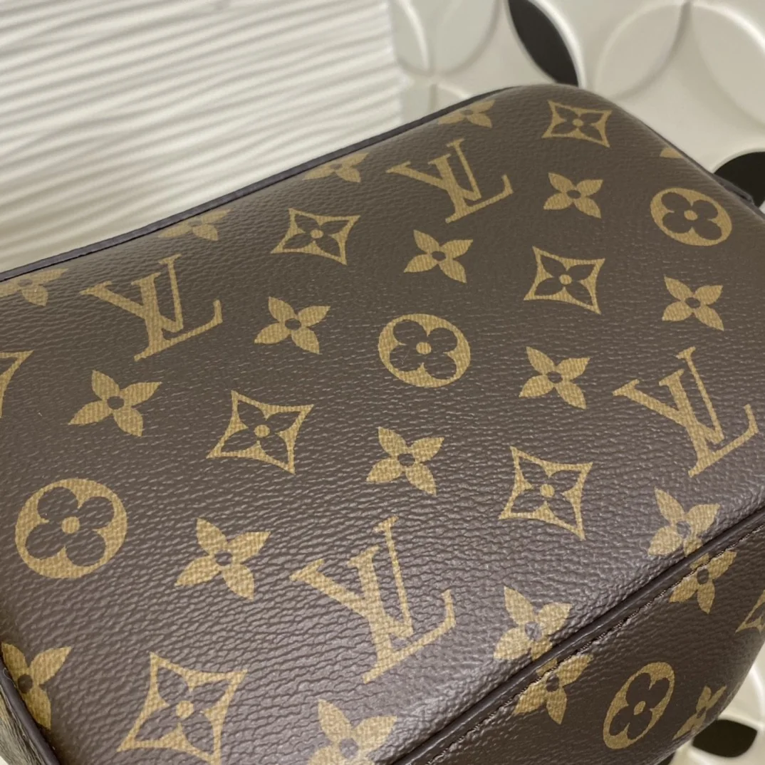 Louisvuitton NEONOE BB Mini Bucket Bag M46581 20 x 20 x 13 cm - description_image8