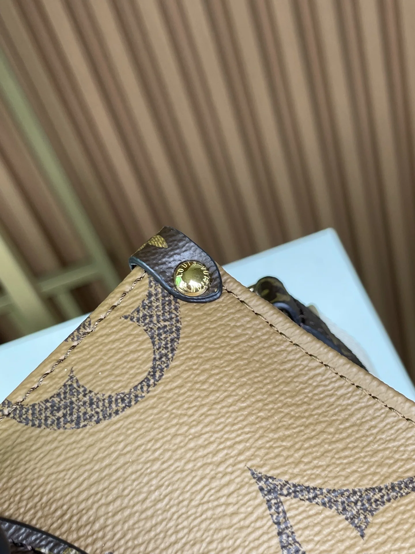 Louisvuitton Onthego Small Tote Monogram M46653 25x13x10 cm - description_image7