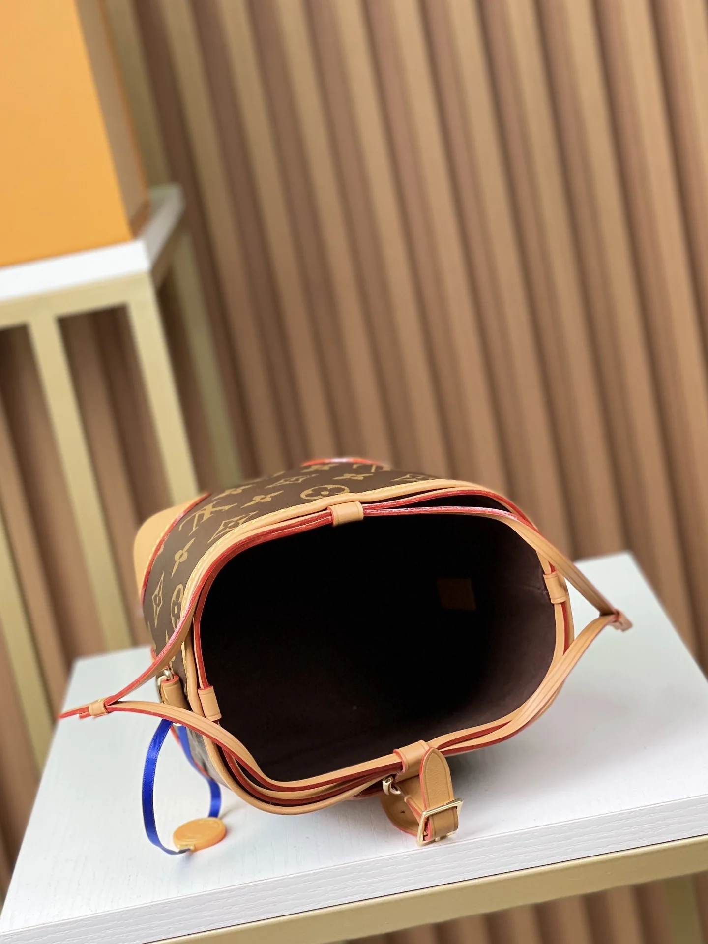 Louisvuitton Noé M57099 12x12x12 cm Louisvuitton Noé M57099 12x12x12 cm - description_image9