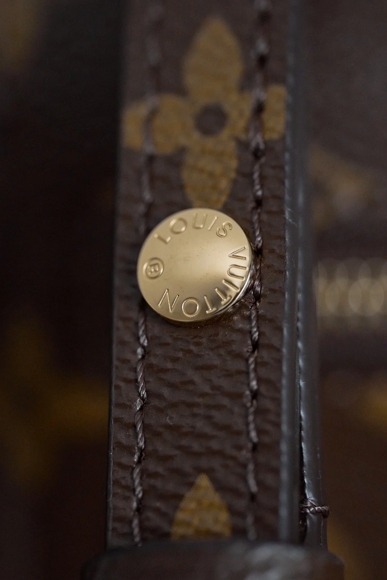 Louisvuitton Pochette Metis East West Handbag M6279 - description_image3