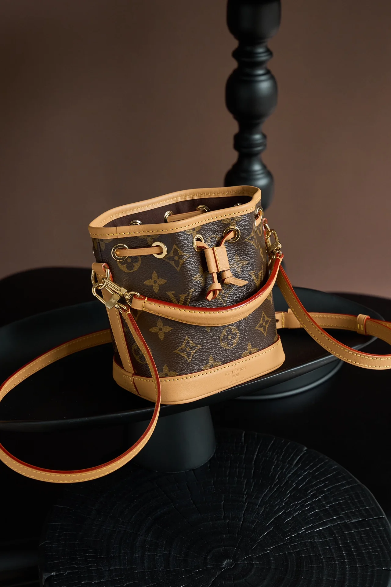 Louisvuitton Nano Noe Handbag M81266 13x16x10 cm - description_image5