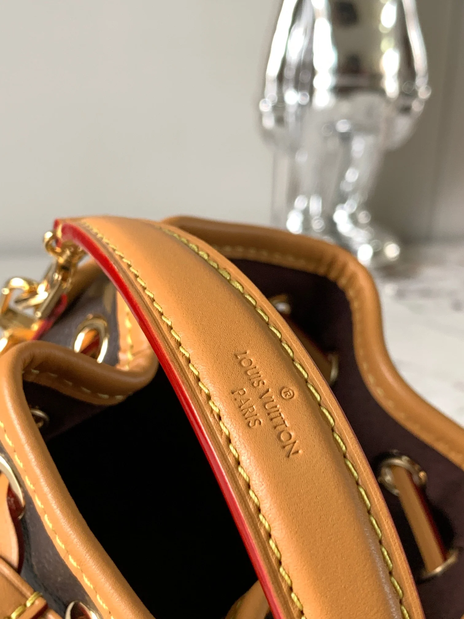 Louisvuitton Nano Noé Handbag 13x16x10 cm - description_image7