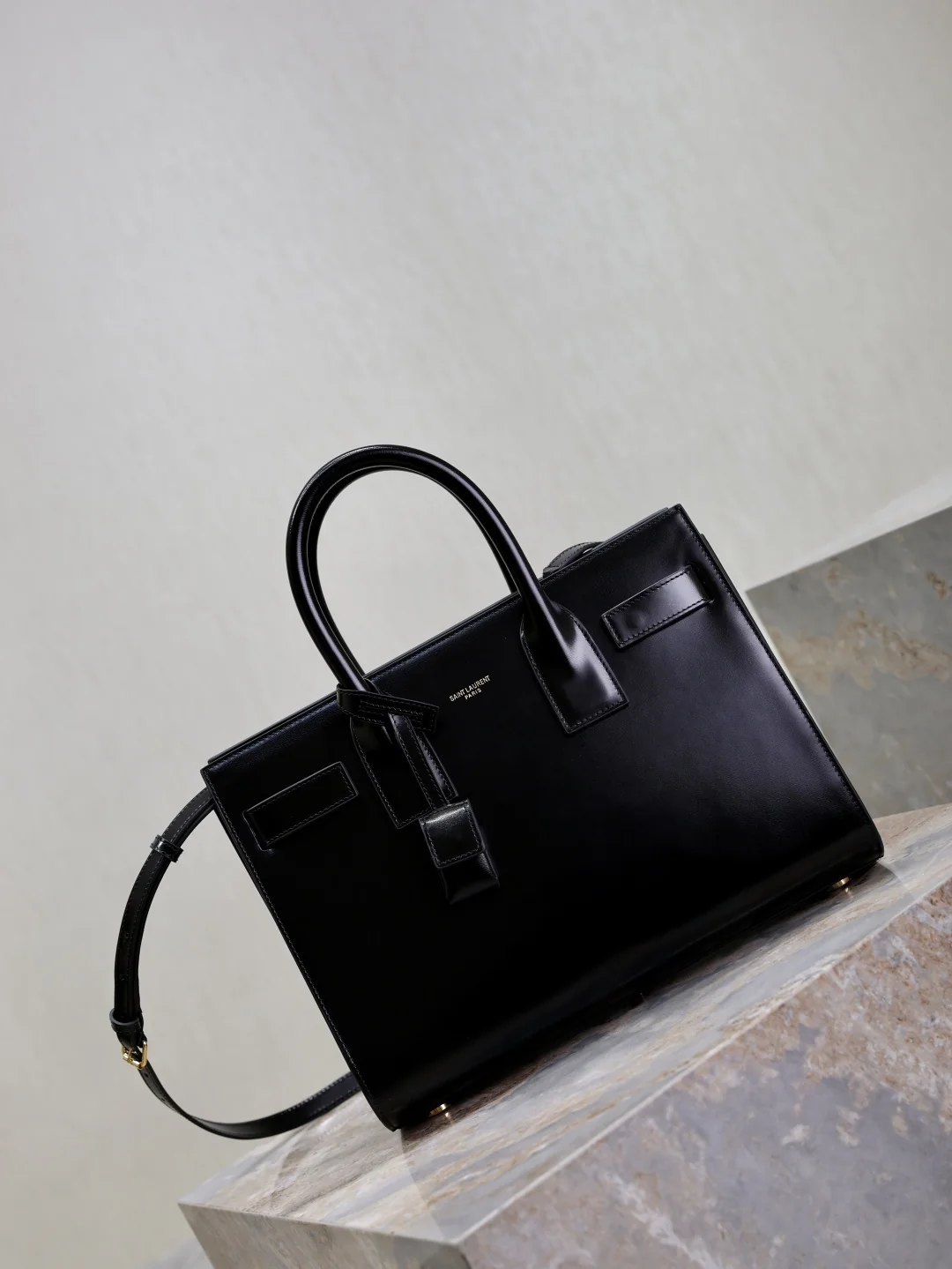 Saint Laurent Sac De Jour 378299 32x25.5x15.5 cm - description_image2