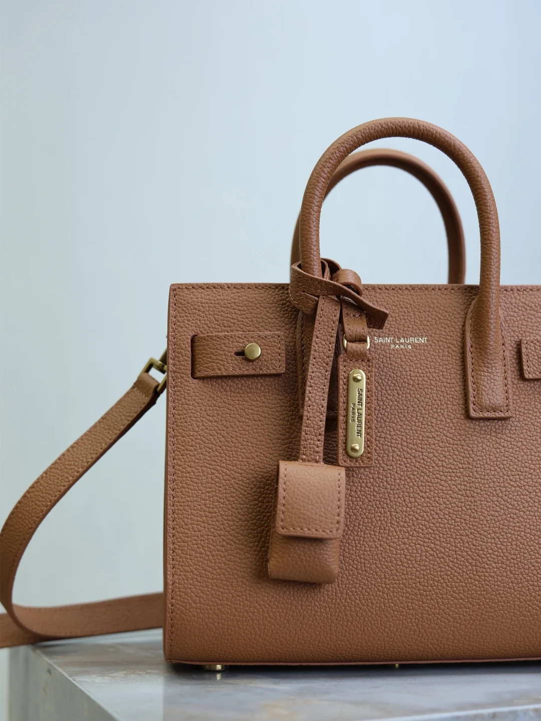 Saint Laurent Sac De Jour 22cm - description_image5