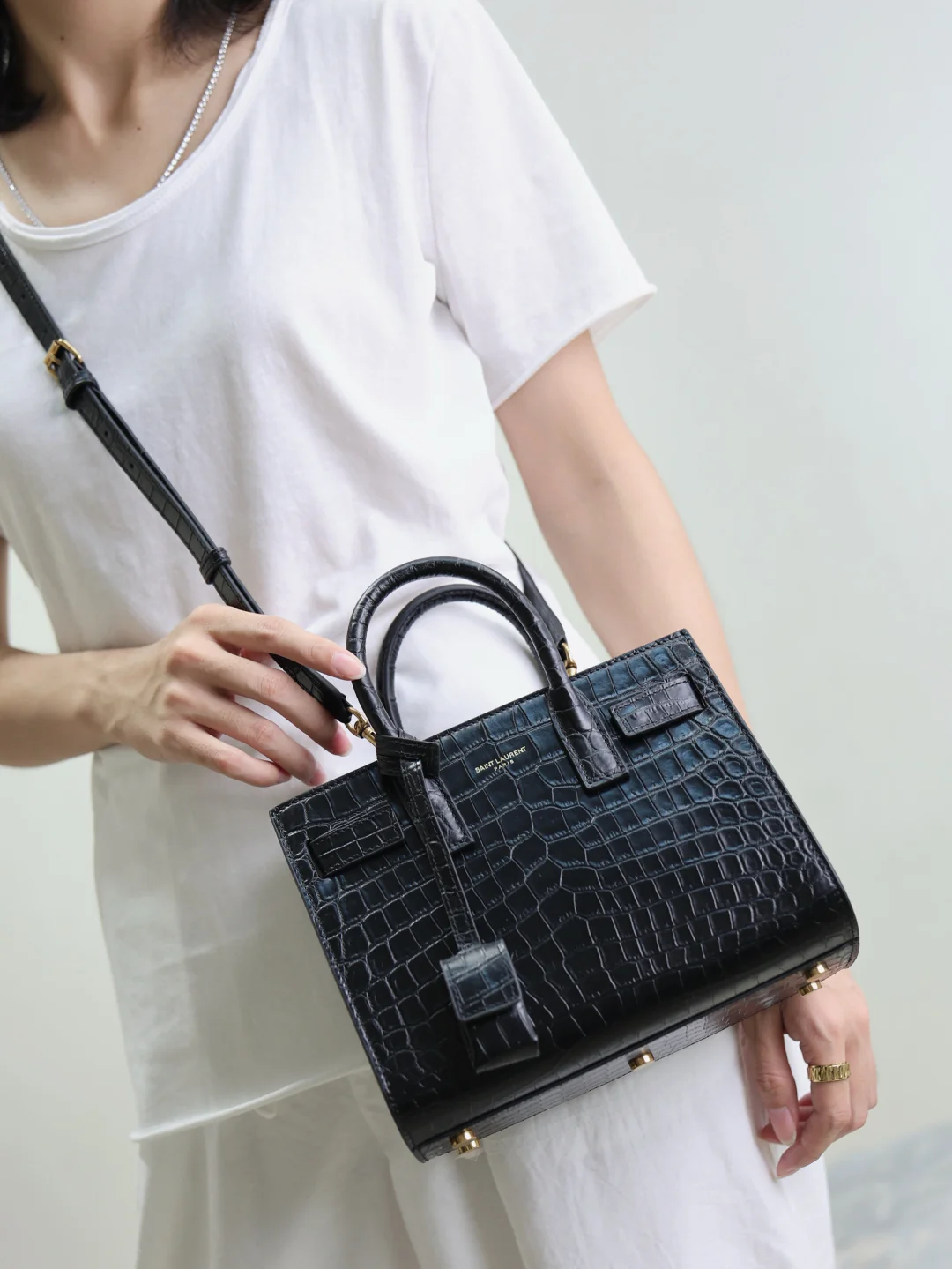 Saint Laurent Sac De Jour - description_image2