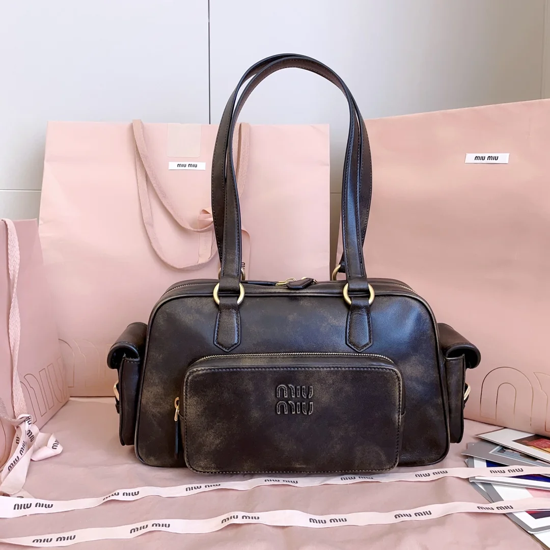 Saint Laurent Sac de Jour Crocodile-Embossed Accordion Bag 22-26cm Saint Laurent Sac de Jour Crocodile-Embossed Accordion Bag 22-26cm - description_image8